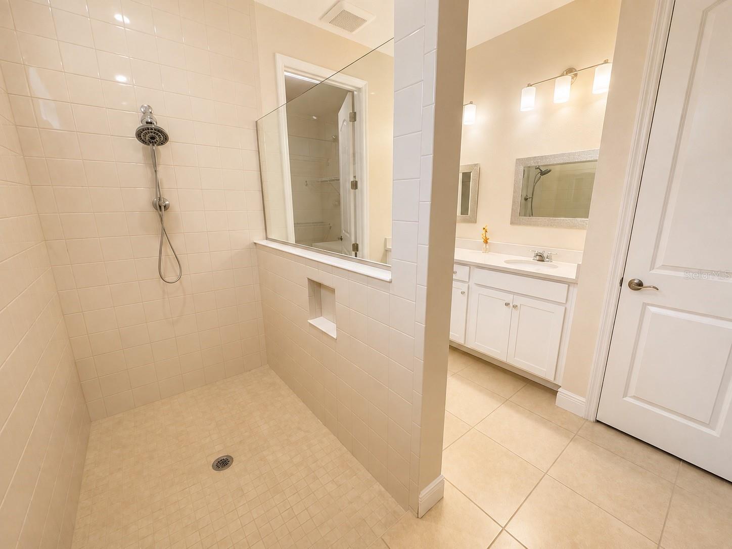 9241 Patrimonio Loop Property Photo 39