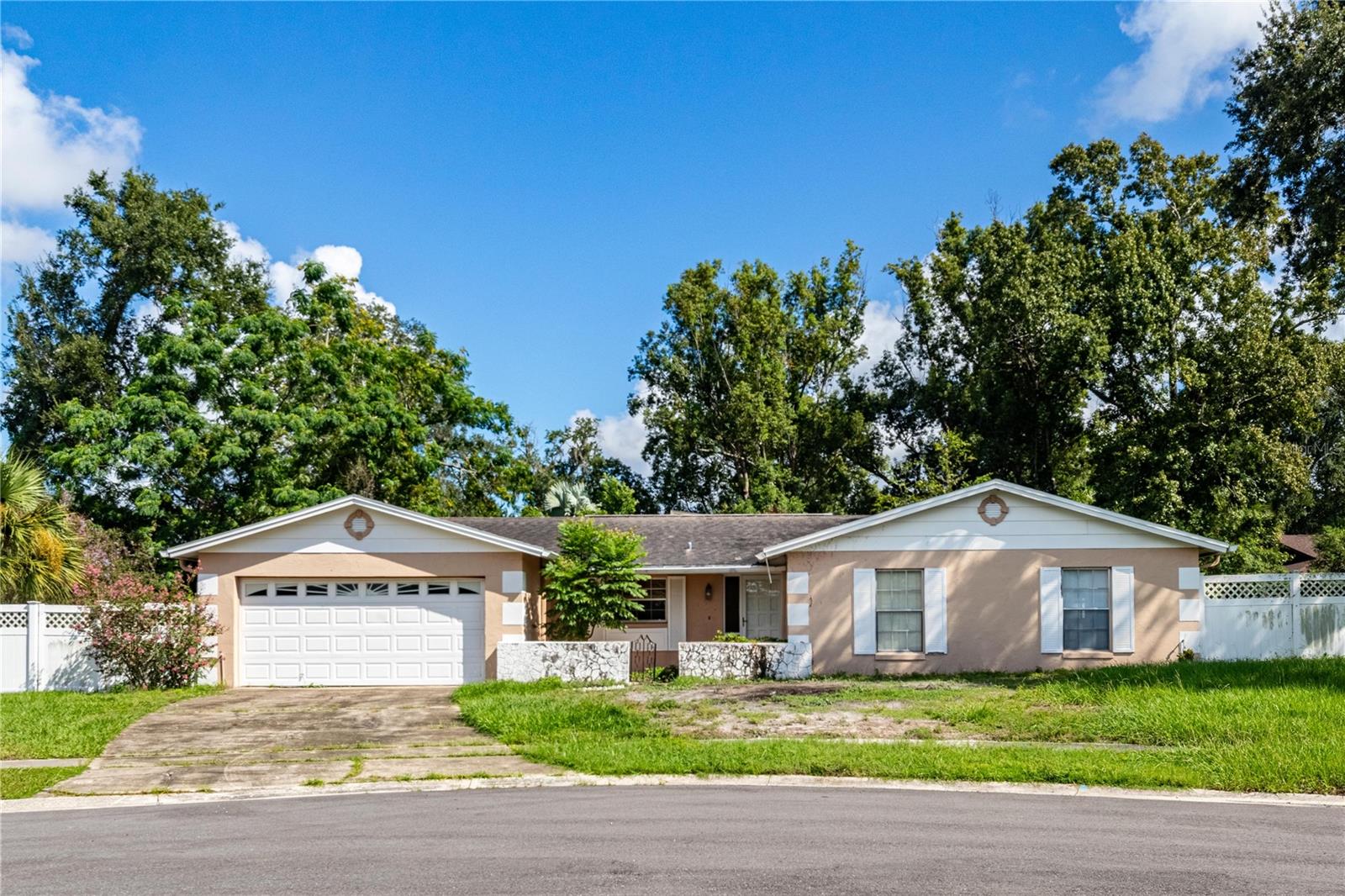 108 Brier Patch Ct Property Photo 1