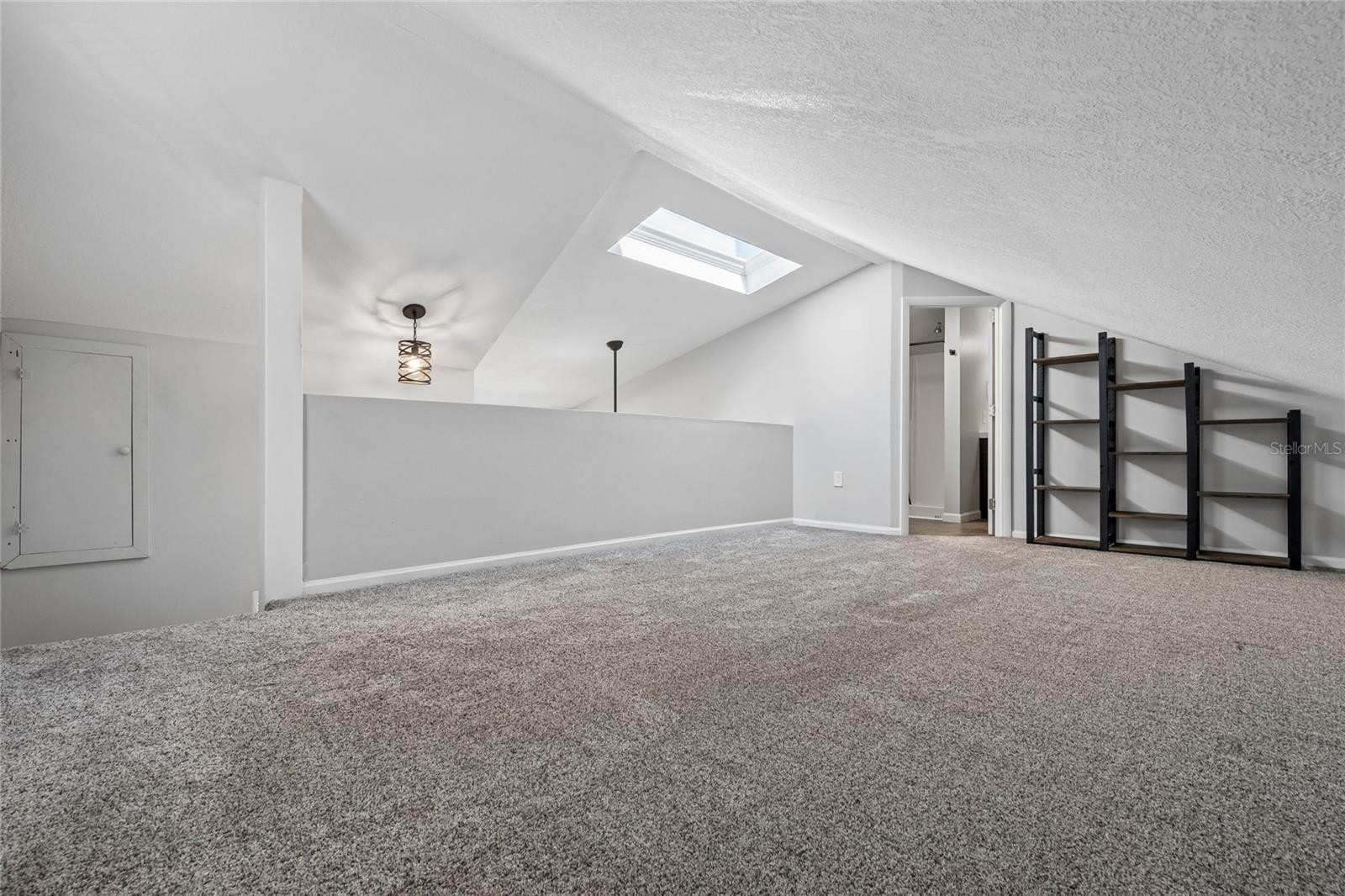 809 N Hyer Ave Property Photo 9