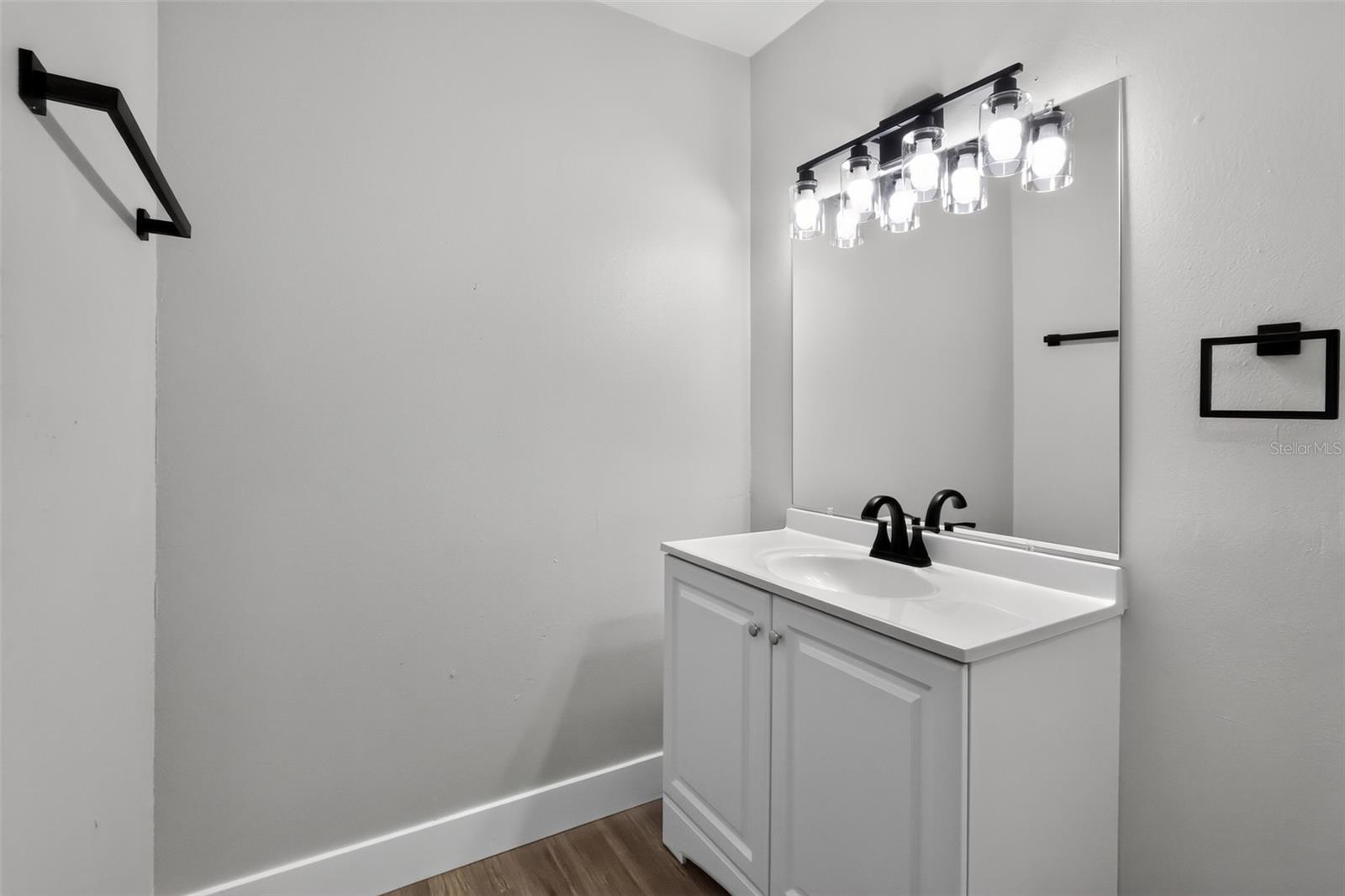 1651 Granada Blvd Property Photo 16