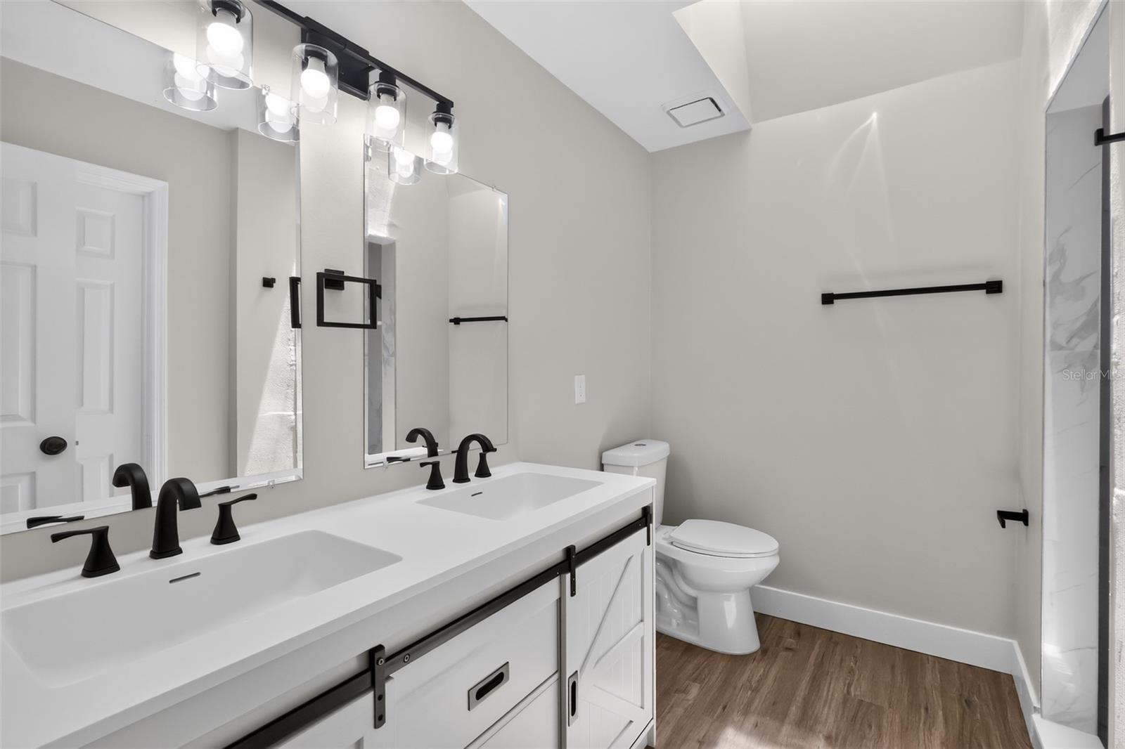 1651 Granada Blvd Property Photo 18