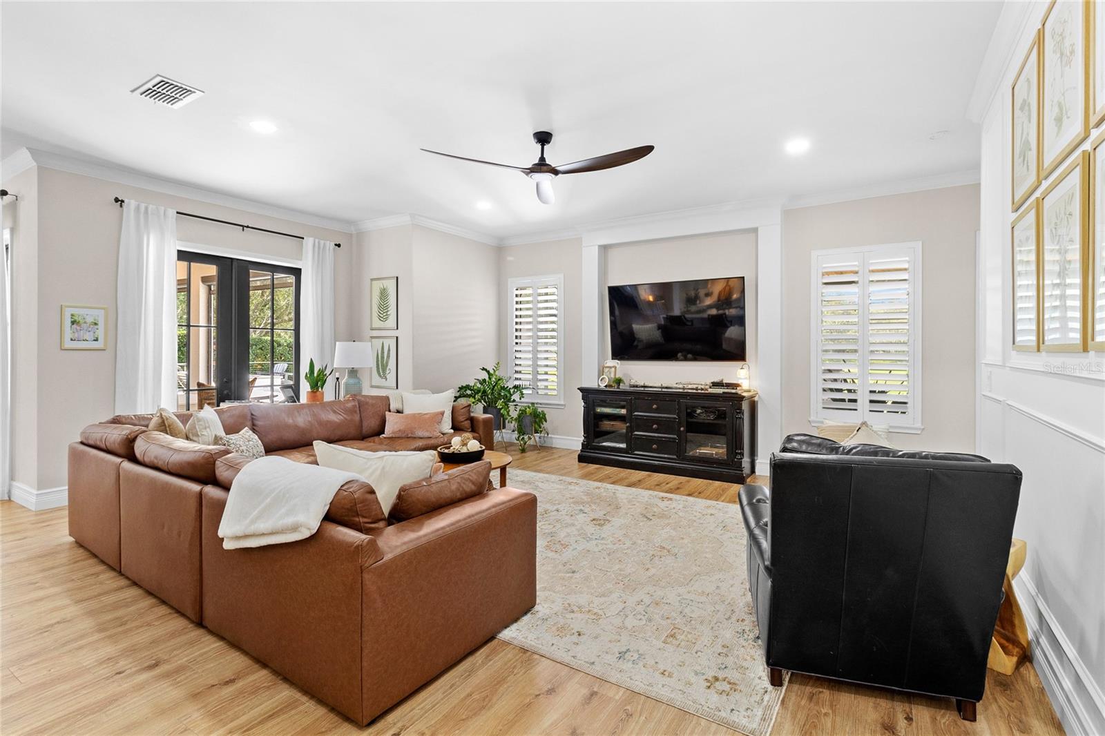 25834 Feather Ridge Ln Property Photo 10