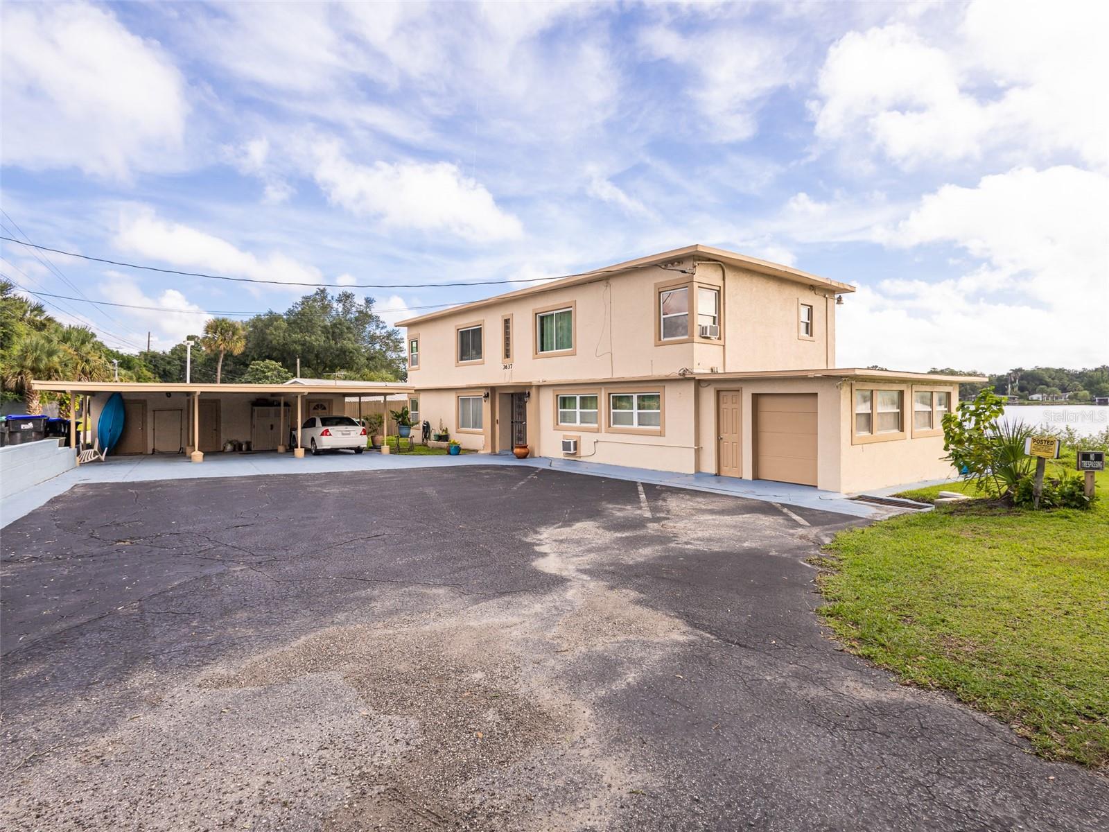 3637 N Orange Blossom Trl Property Photo 6