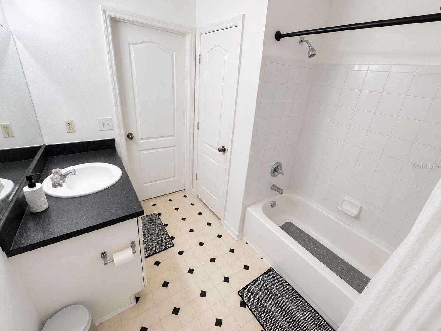 8848 Villa View Cir #207 Property Photo 12