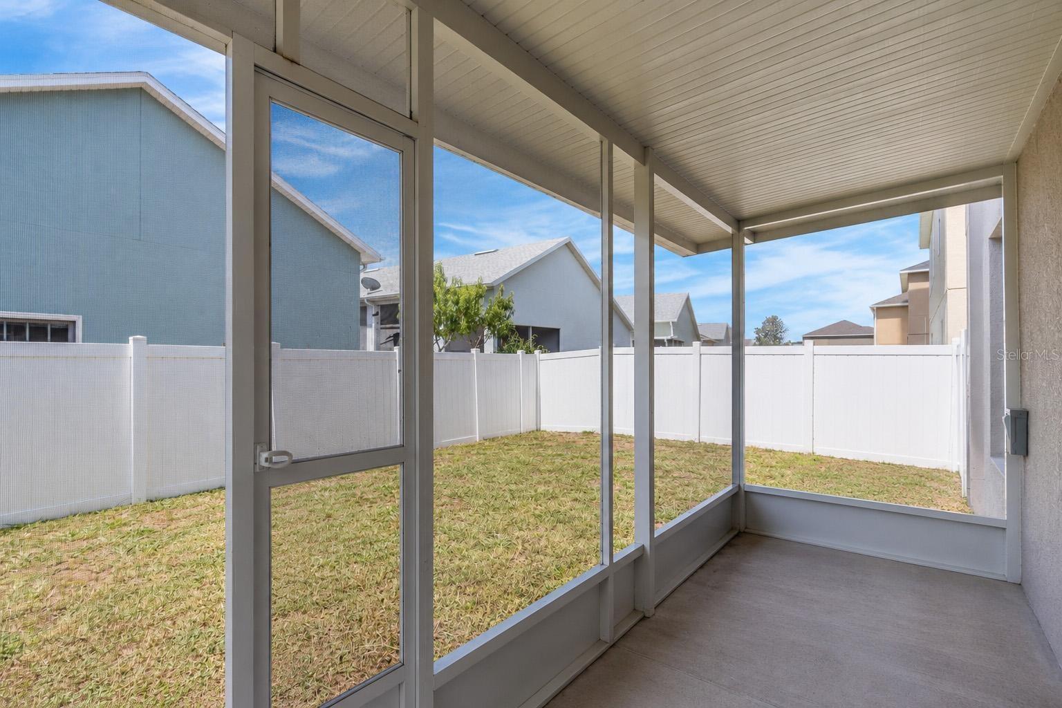 16610 Broadford Ln Property Photo 23