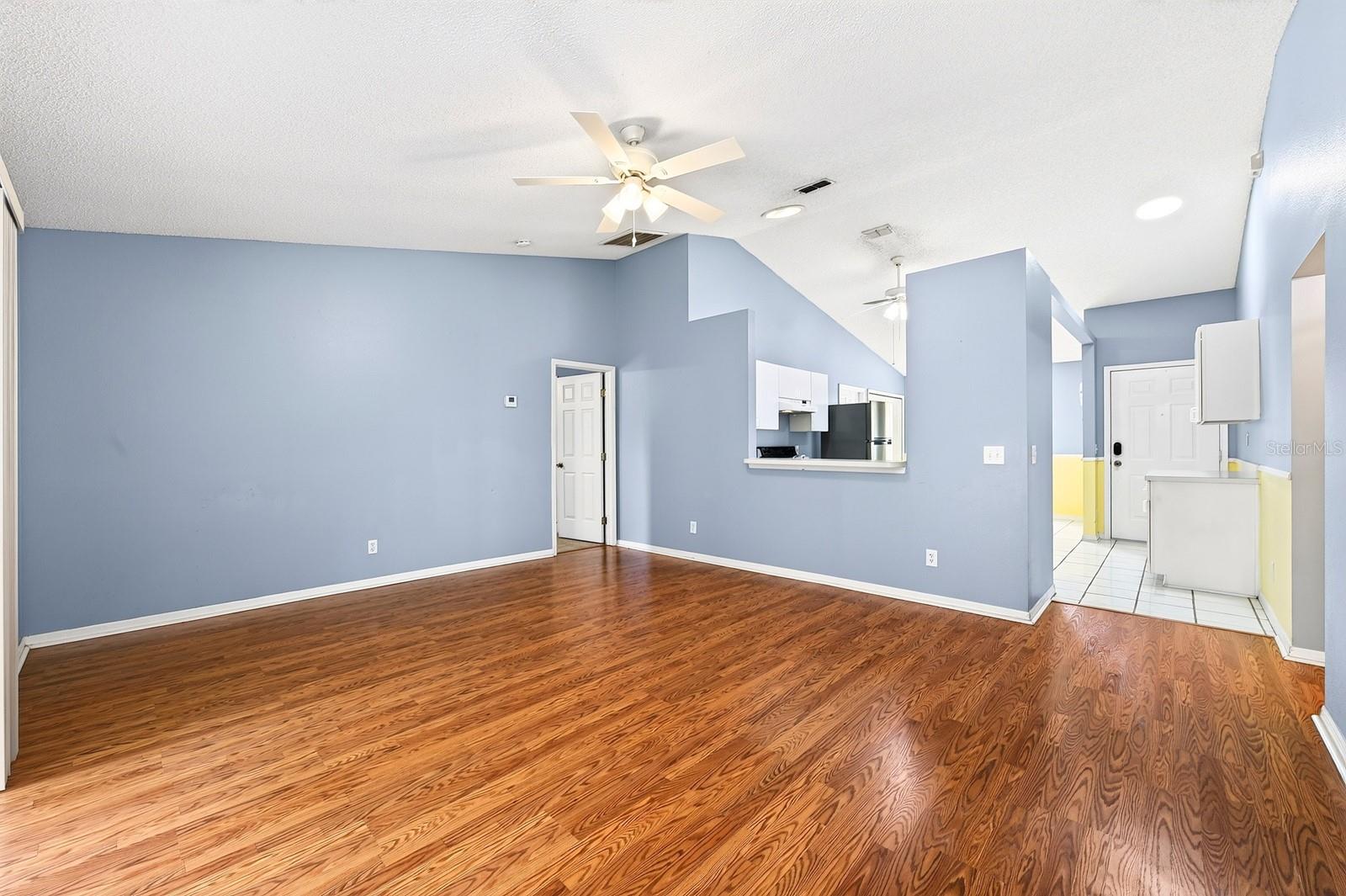 14411 Desilu Dr Property Photo 6
