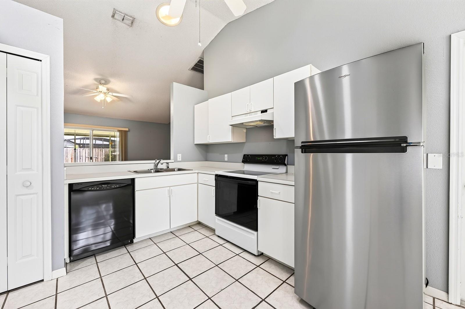 14411 Desilu Dr Property Photo 9