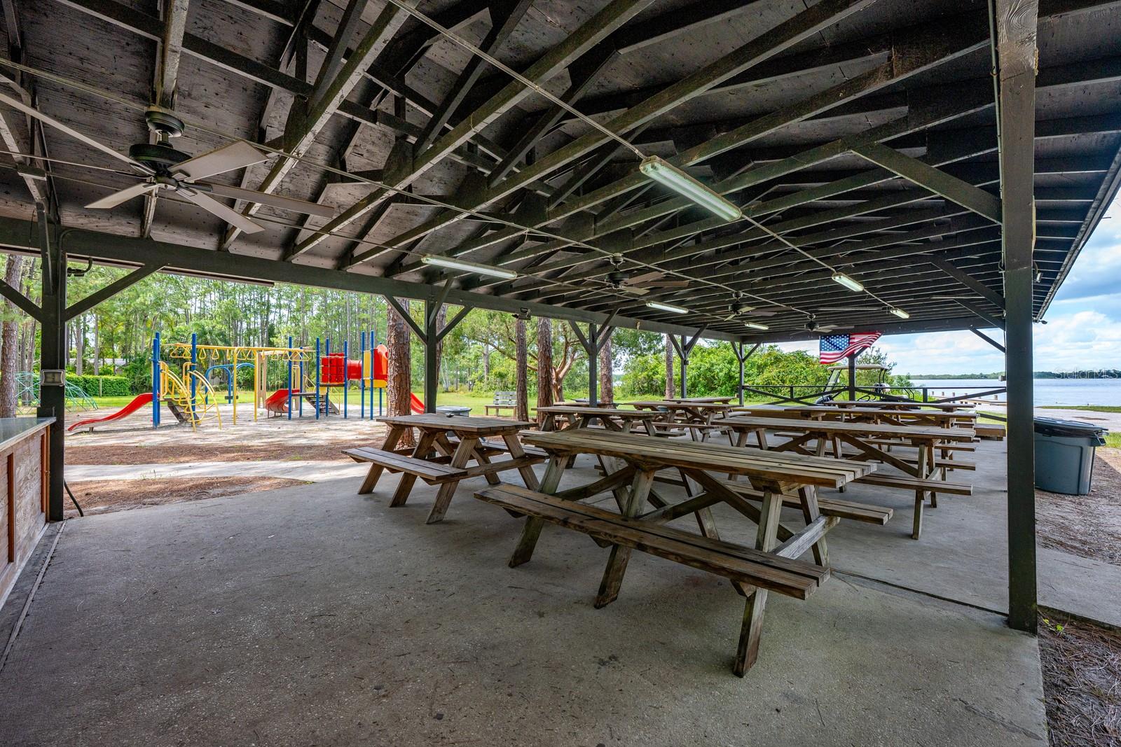 14411 Desilu Dr Property Photo 37