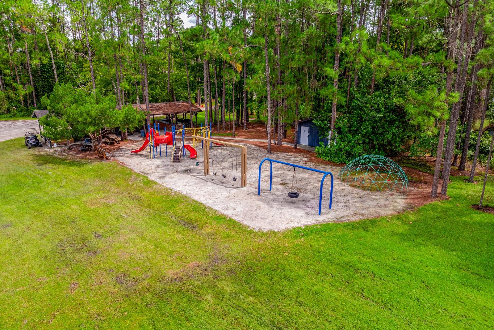 14411 Desilu Dr Property Photo 39