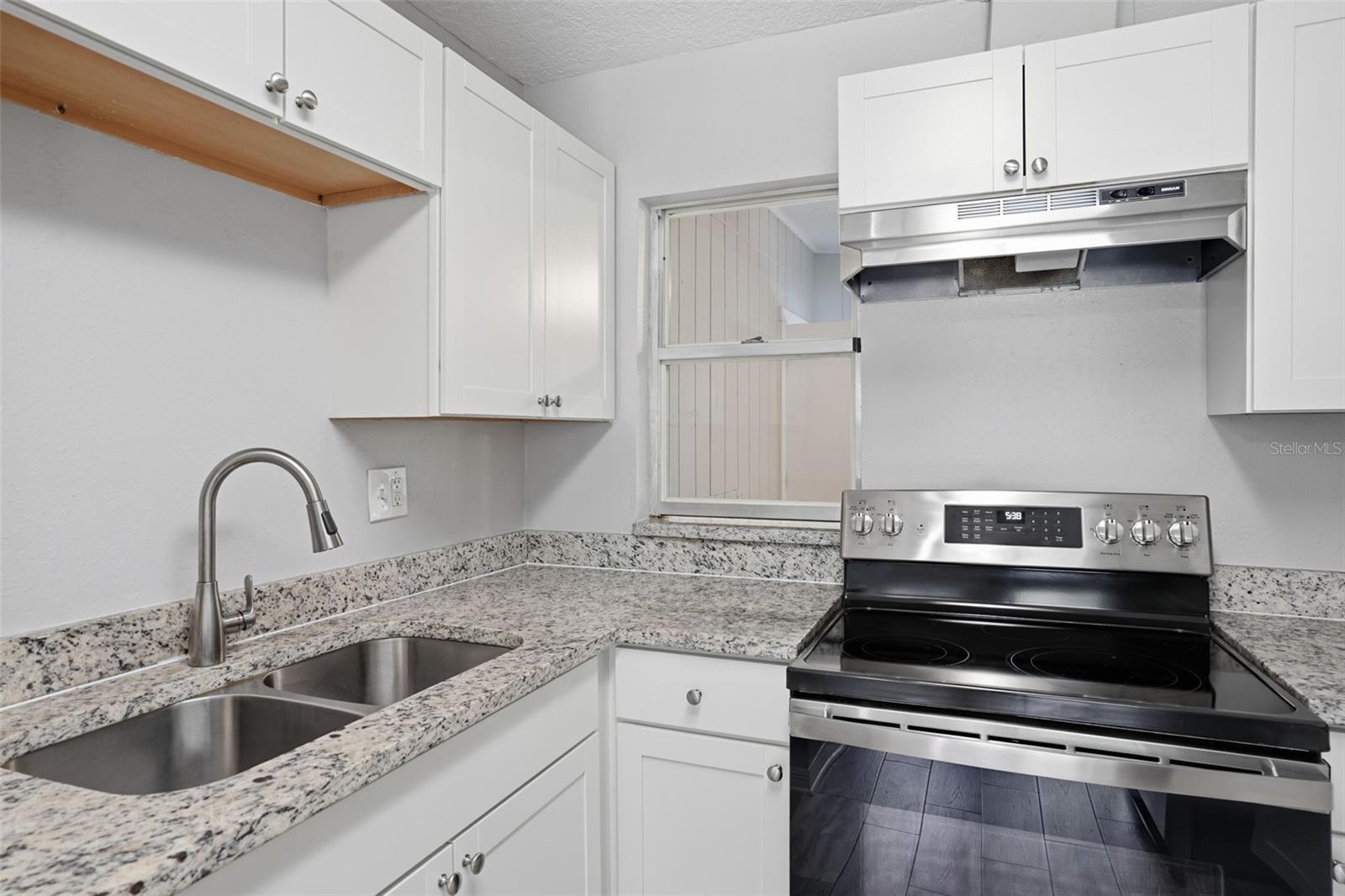 1915 Carrigan Ave Property Photo 12