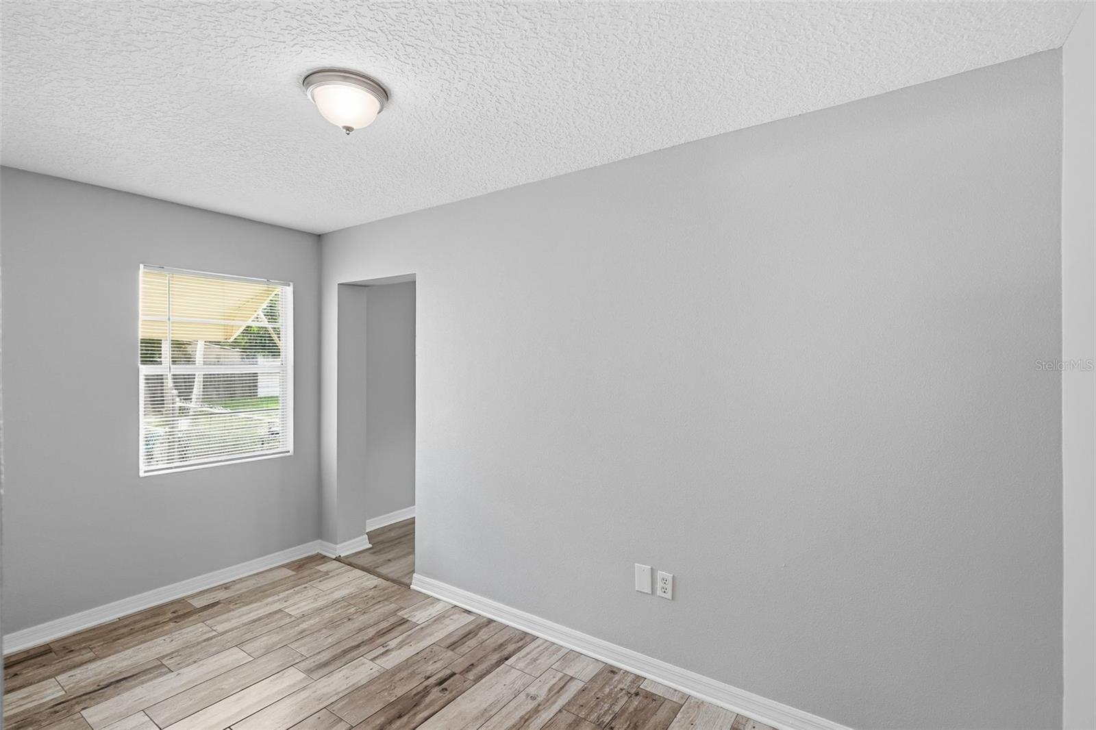 1915 Carrigan Ave Property Photo 17