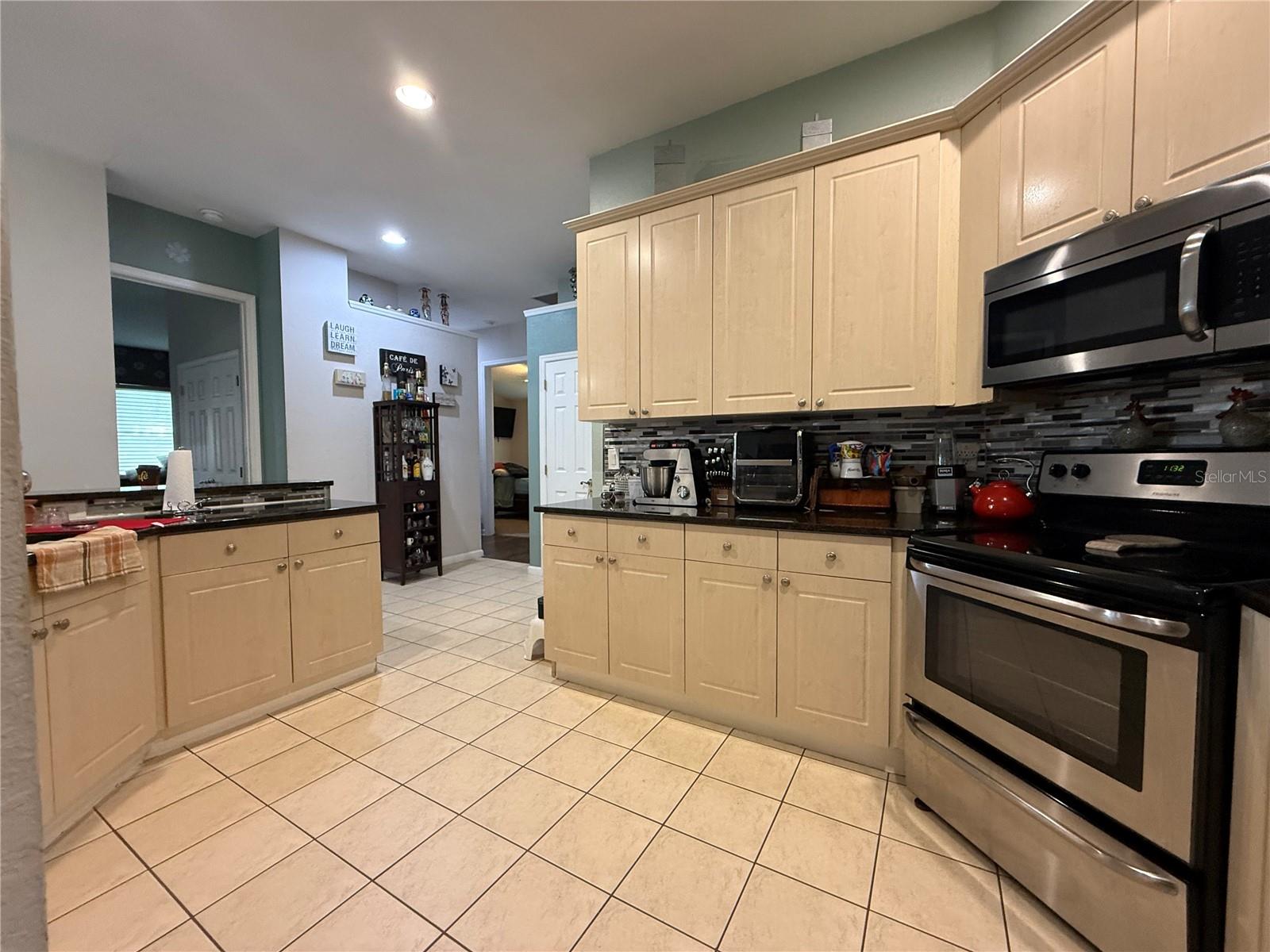 2848 Oconnell Dr Property Photo 27