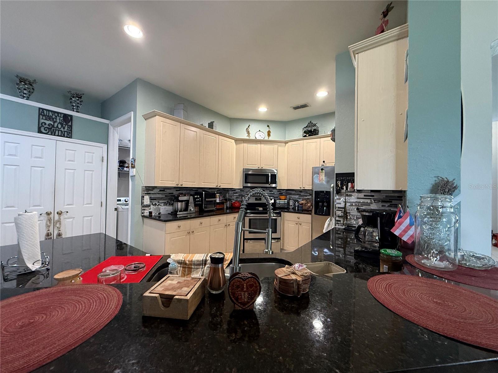 2848 Oconnell Dr Property Photo 29