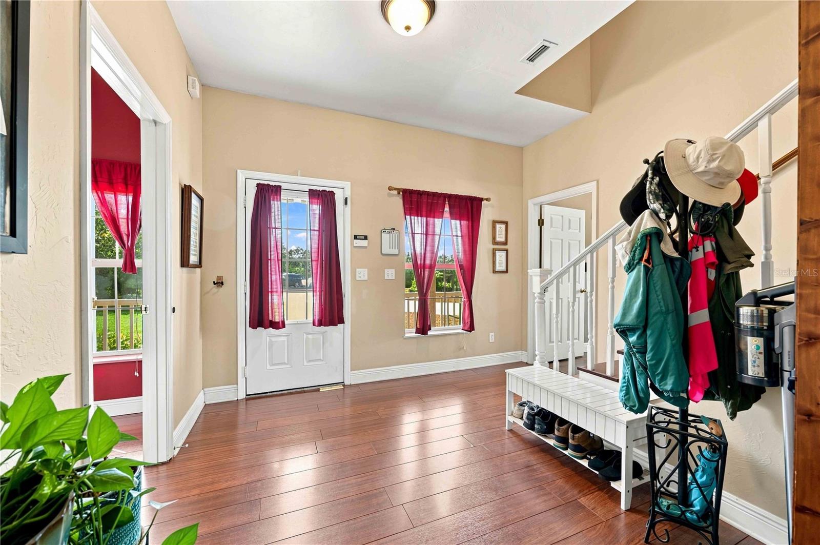 2711 Snyder Rd Property Photo 7