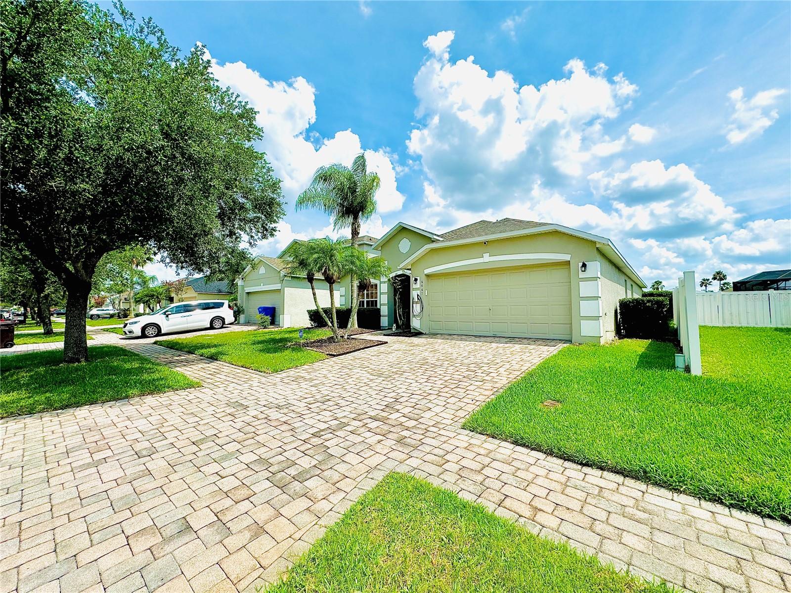 4647 CUMBRIAN LAKES DR