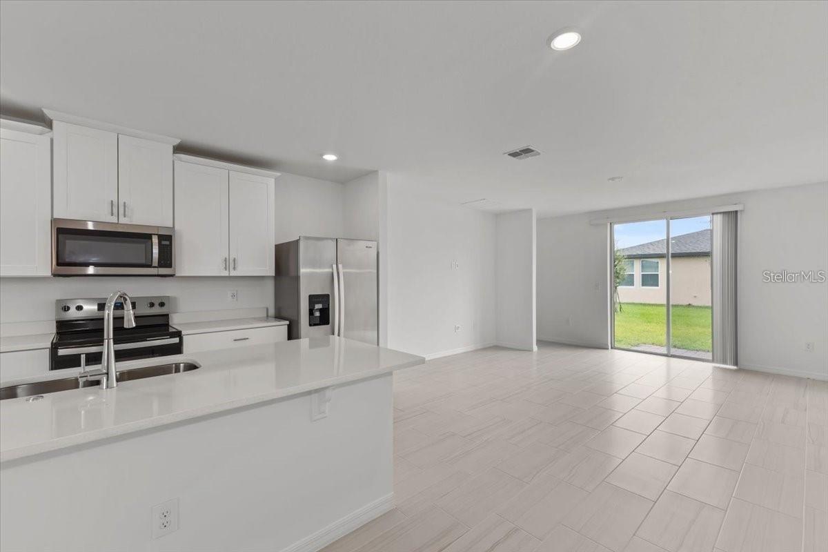 3552 Broadwing Blvd Property Photo 2