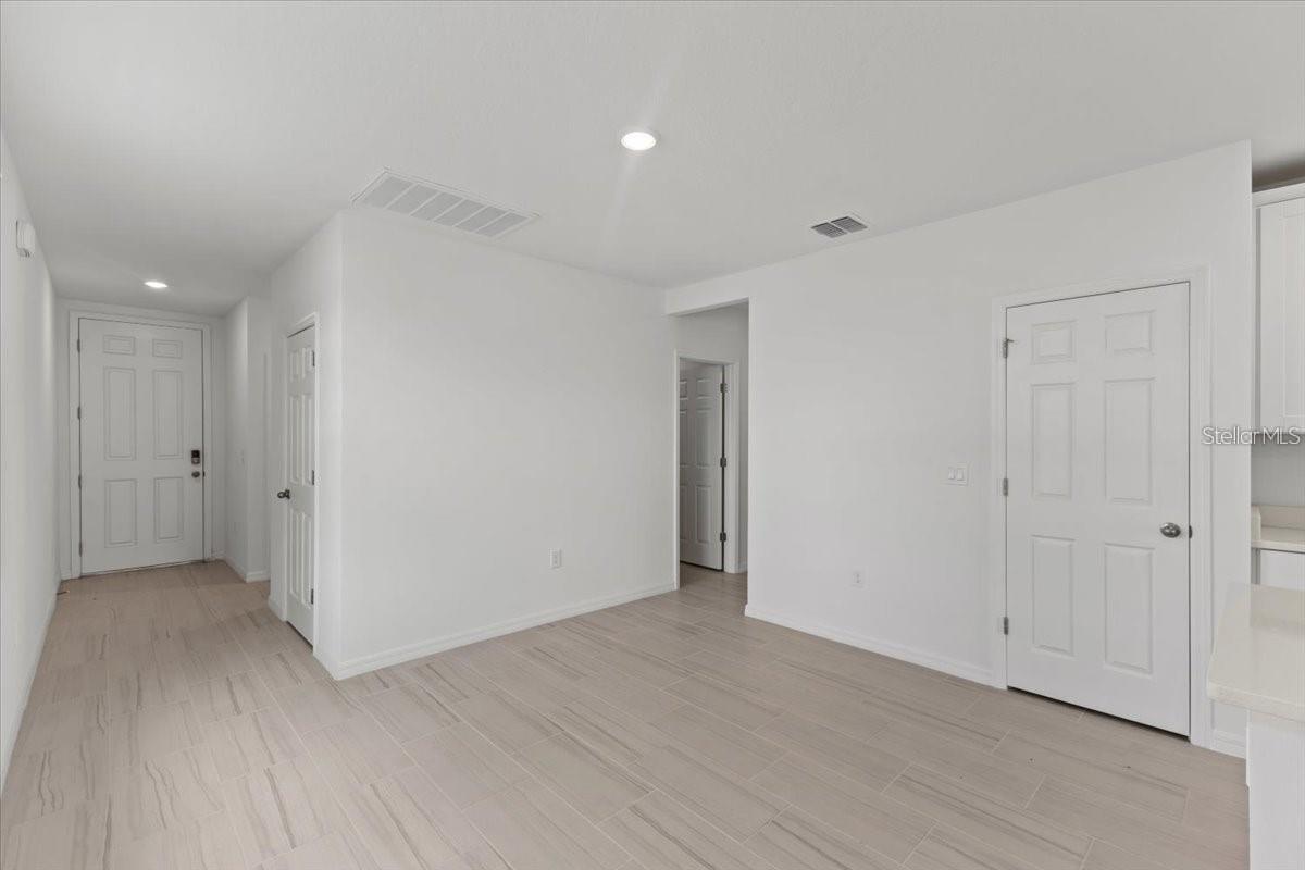 3552 Broadwing Blvd Property Photo 3