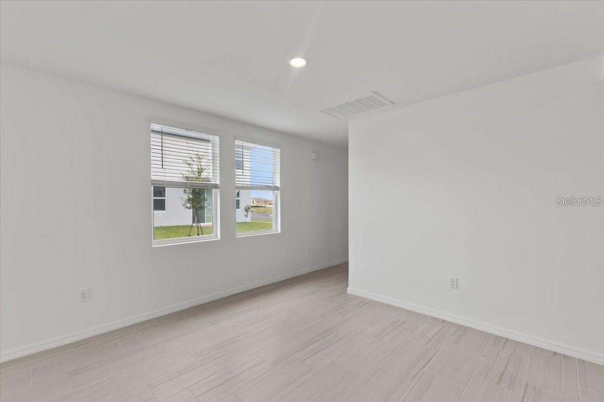 3552 Broadwing Blvd Property Photo 6