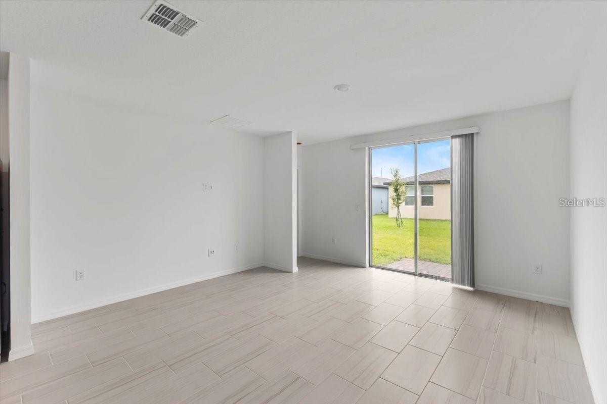 3552 Broadwing Blvd Property Photo 18