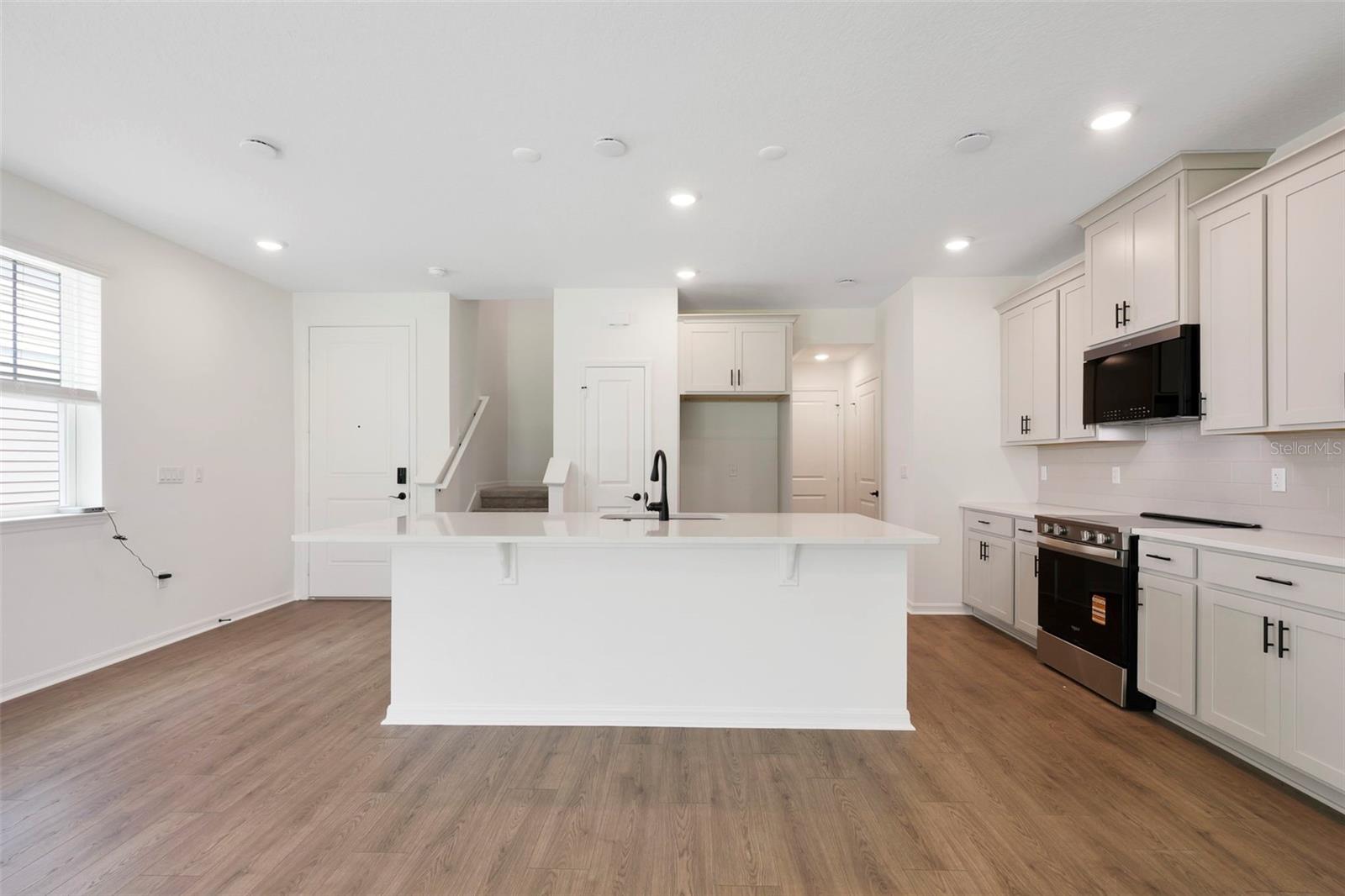 1633 Greenleaf Woods Cv Property Photo 8