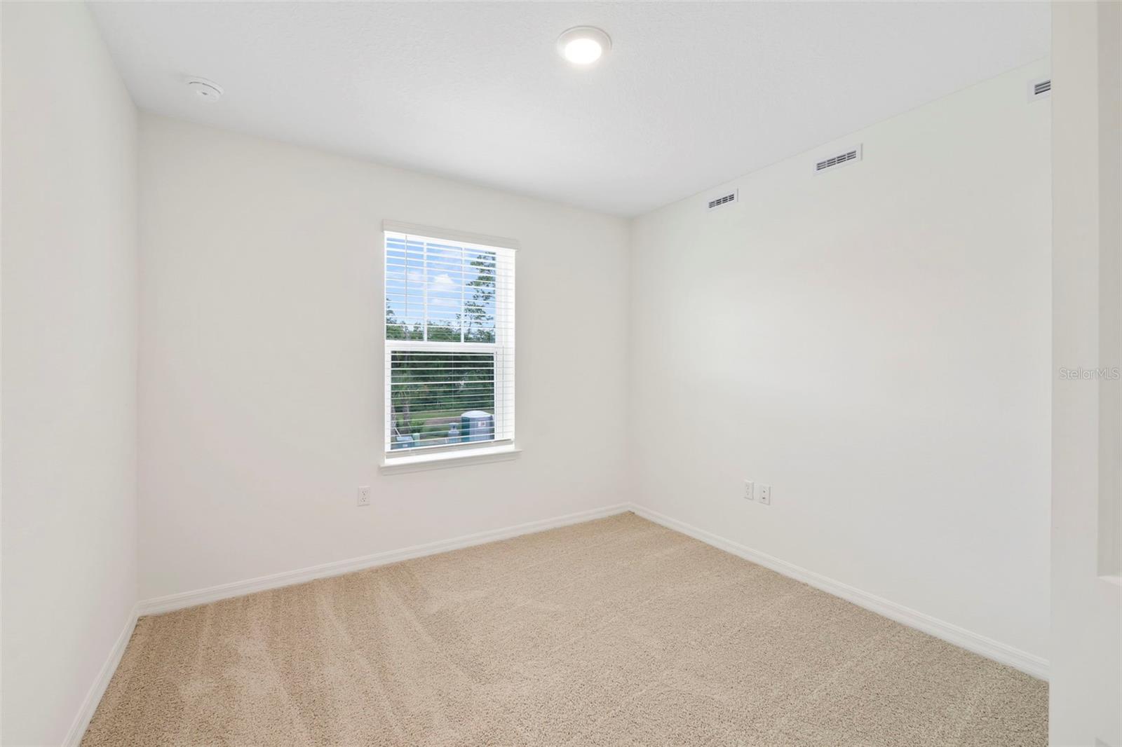 1633 Greenleaf Woods Cv Property Photo 13