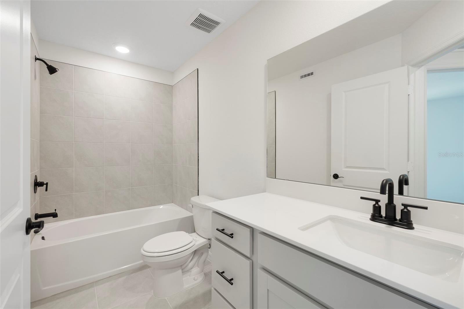 1633 Greenleaf Woods Cv Property Photo 15
