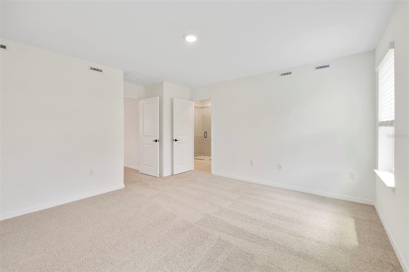 1633 Greenleaf Woods Cv Property Photo 18