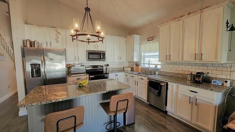 254 Bridge Creek Blvd Property Photo 13