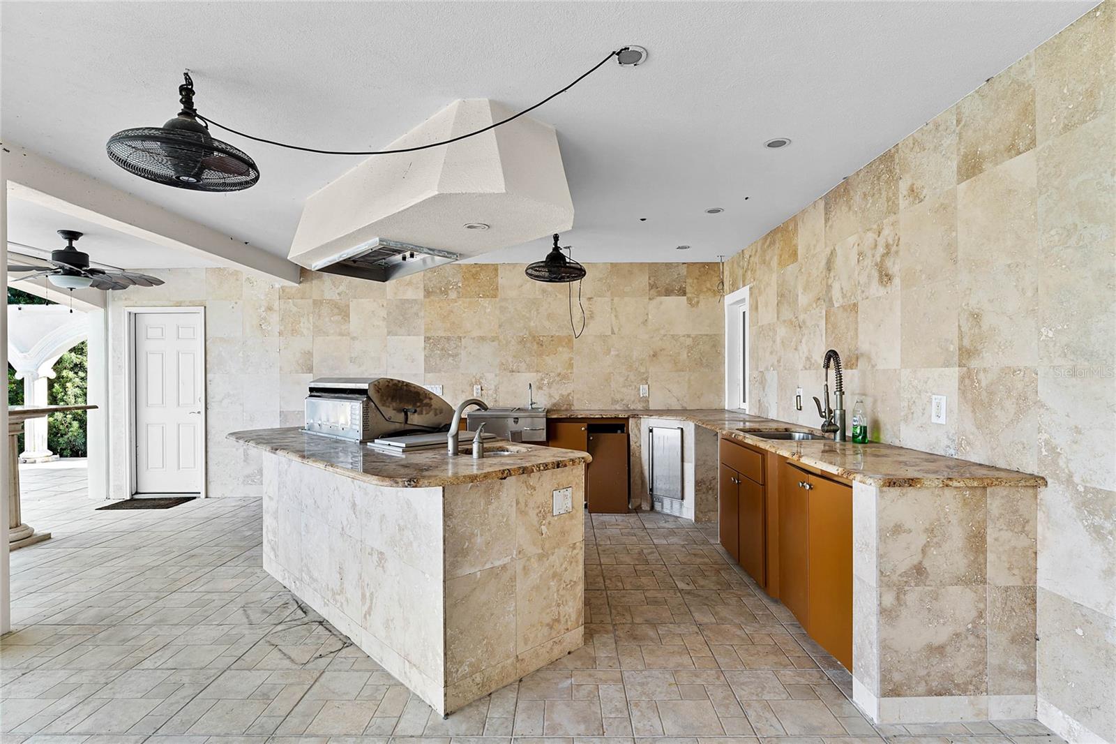 8605 Bay Shore Cv Property Photo 47