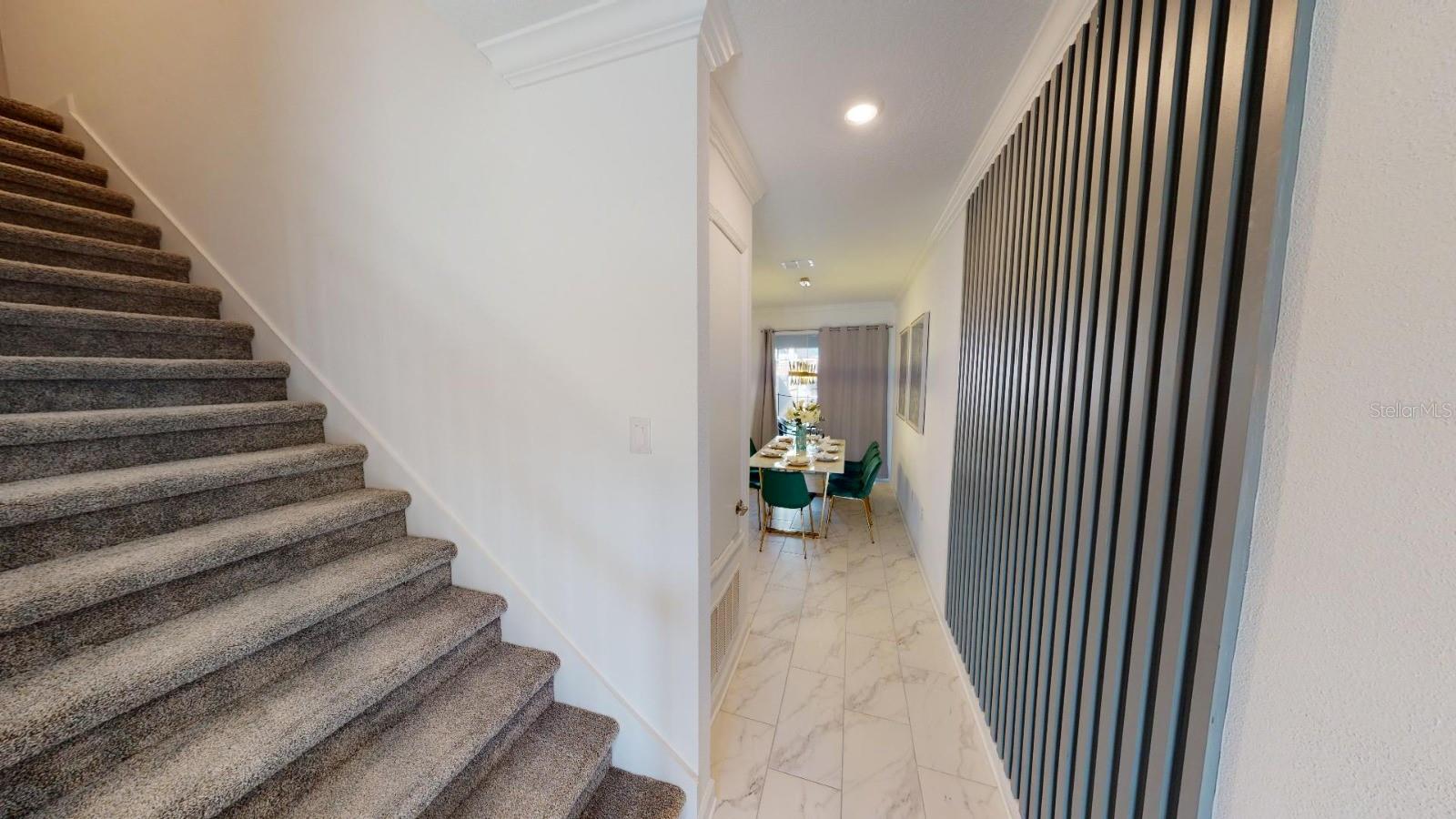 972 Leader St Property Photo 13
