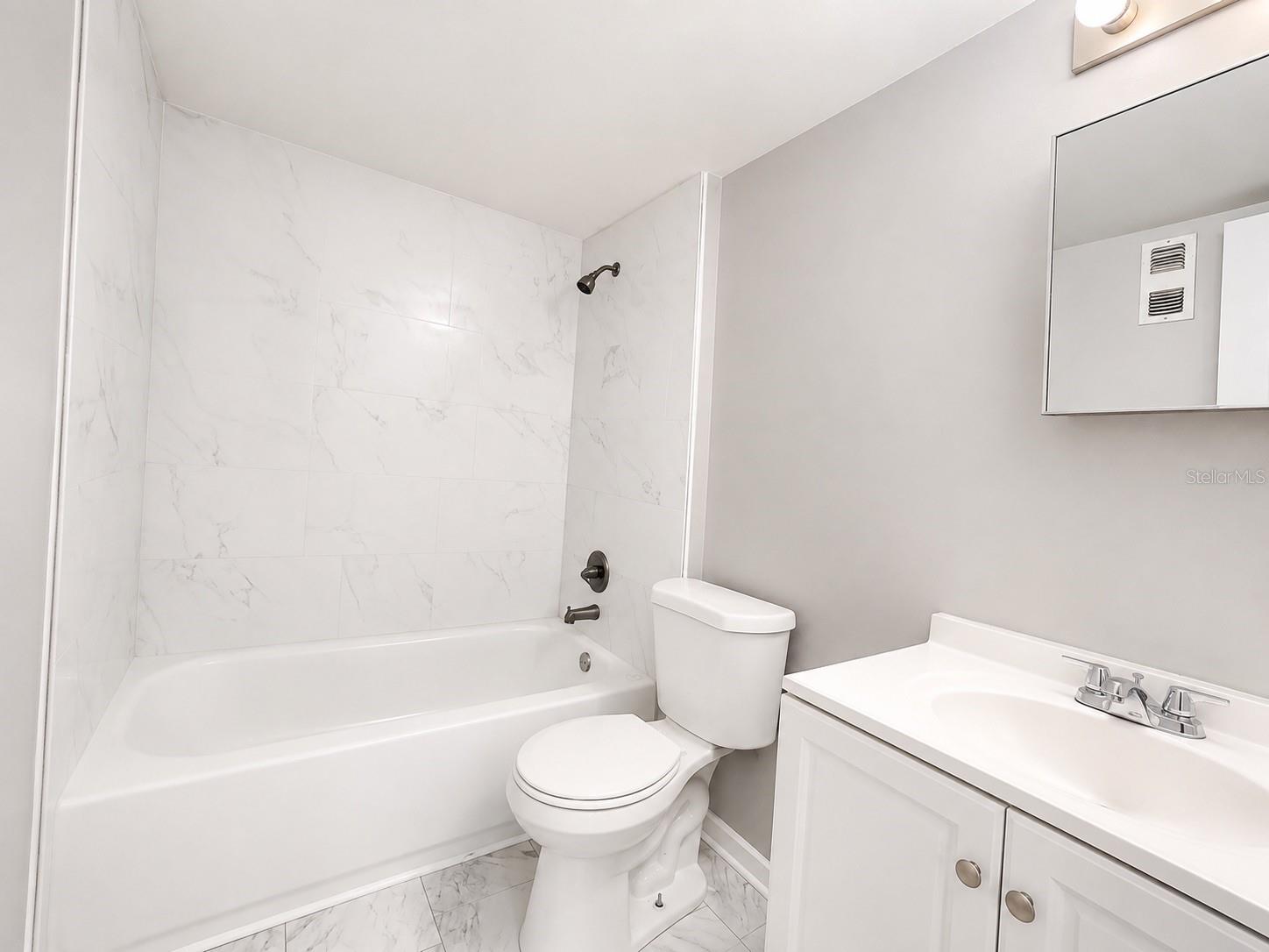 2763 L B Mcleod Rd #c Property Photo 7
