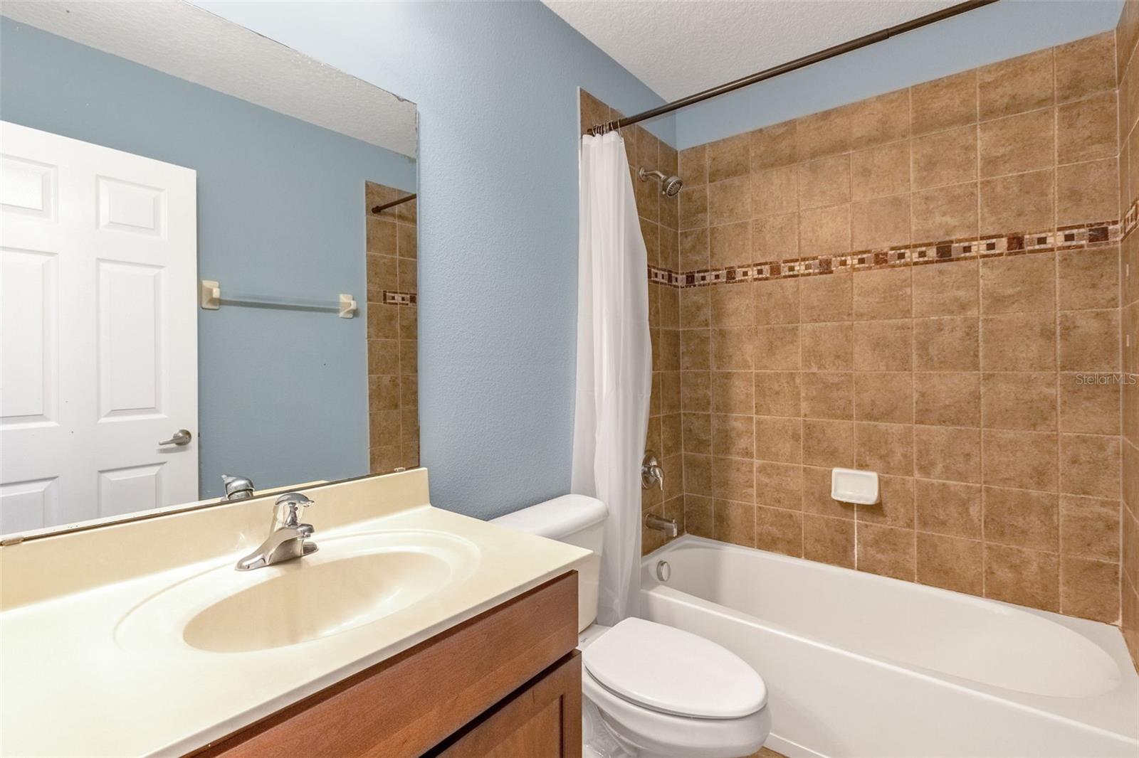 906 Assembly Ct Property Photo 30