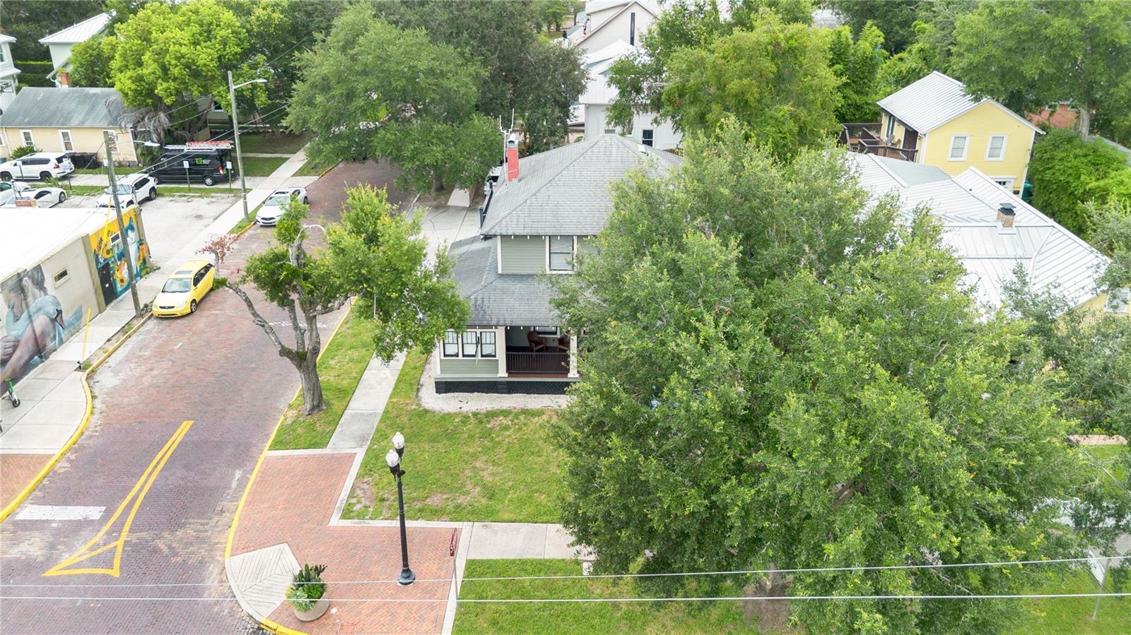 901 E Washington St Property Photo 31