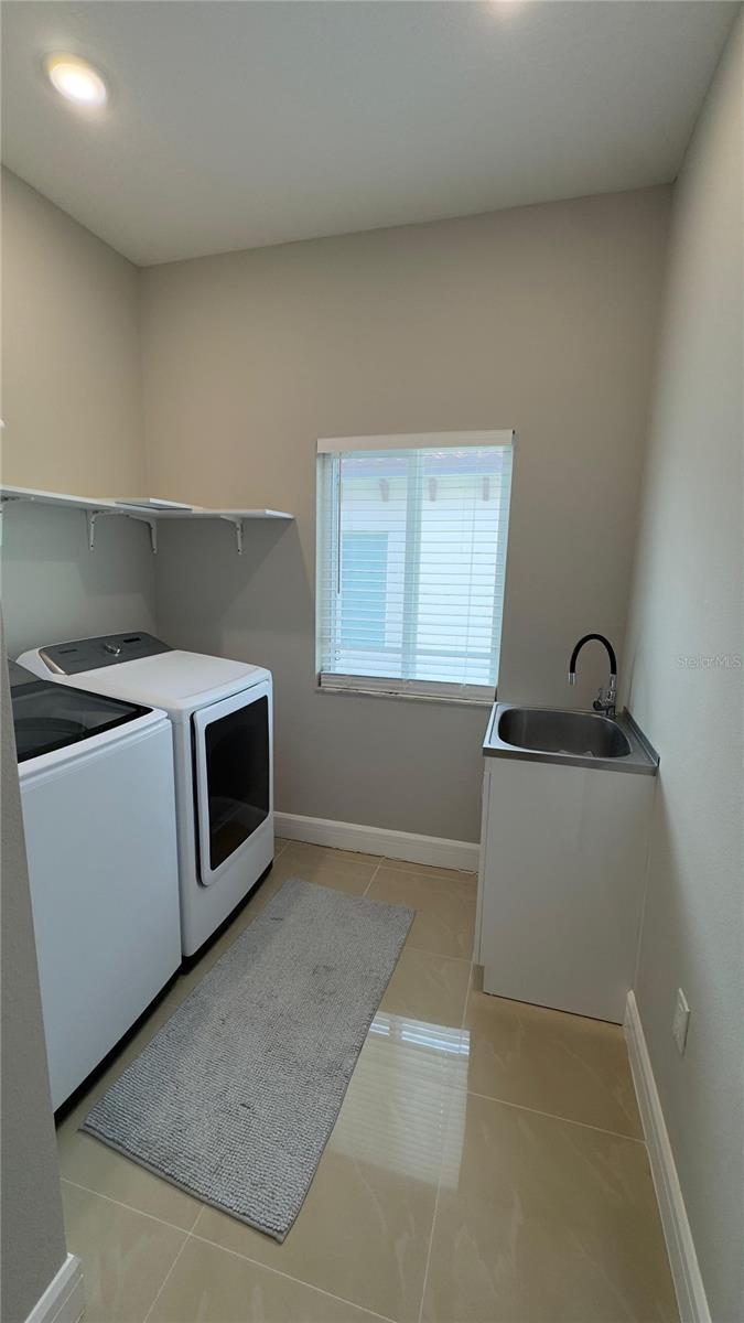 1964 Greenbriar Ter Property Photo 21