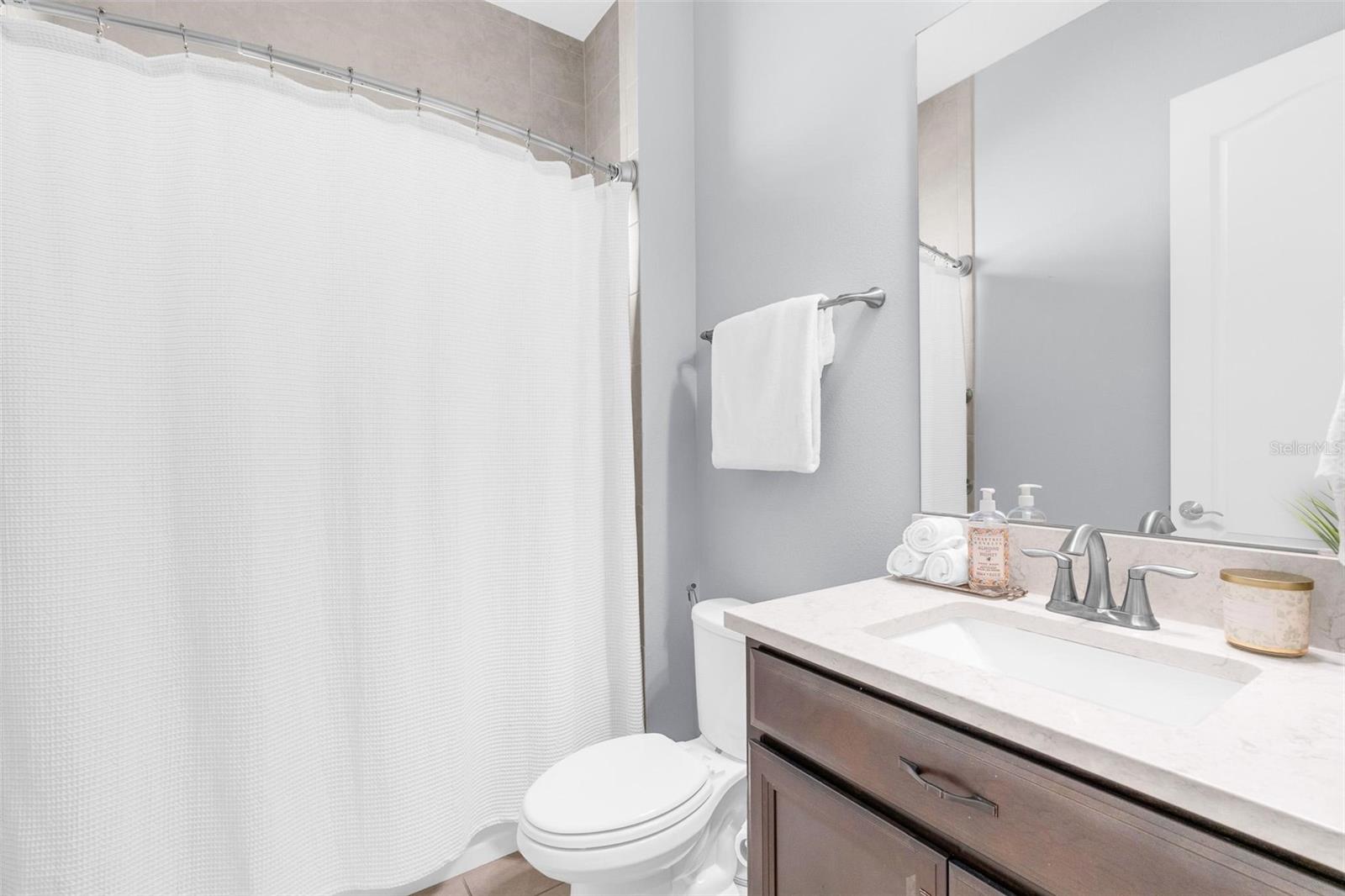 13031 Stanthorne Ave Property Photo 22