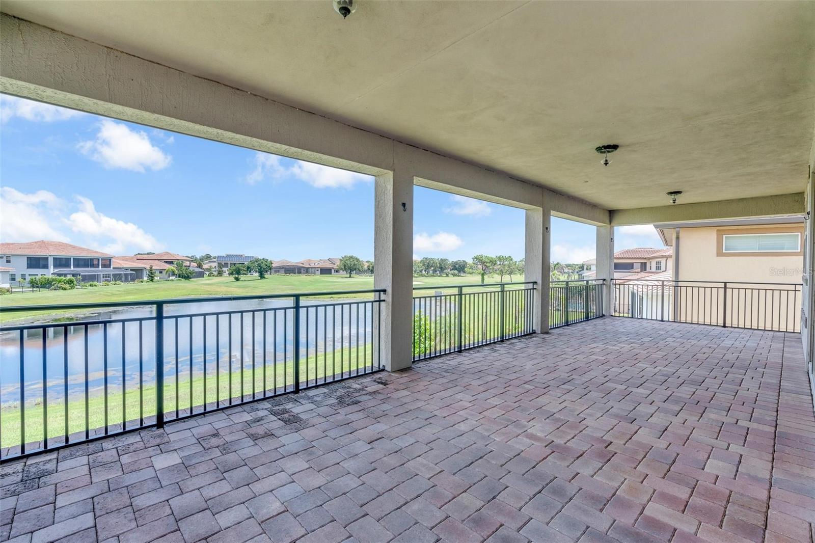 13031 Stanthorne Ave Property Photo 41