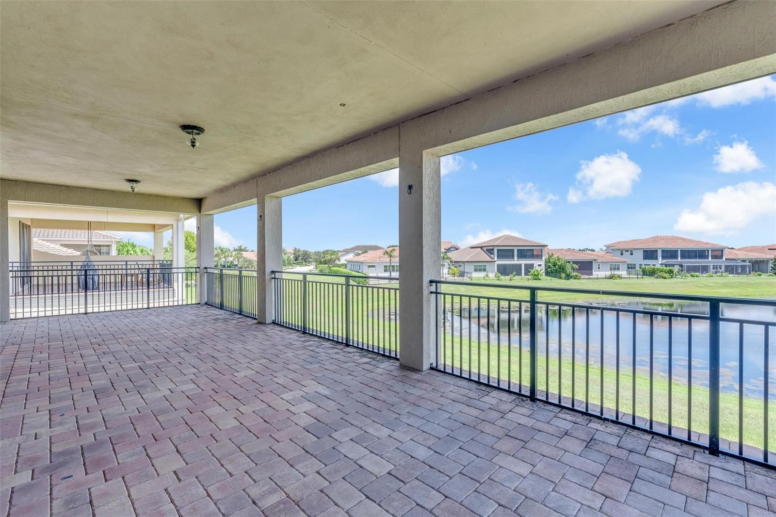 13031 Stanthorne Ave Property Photo 43