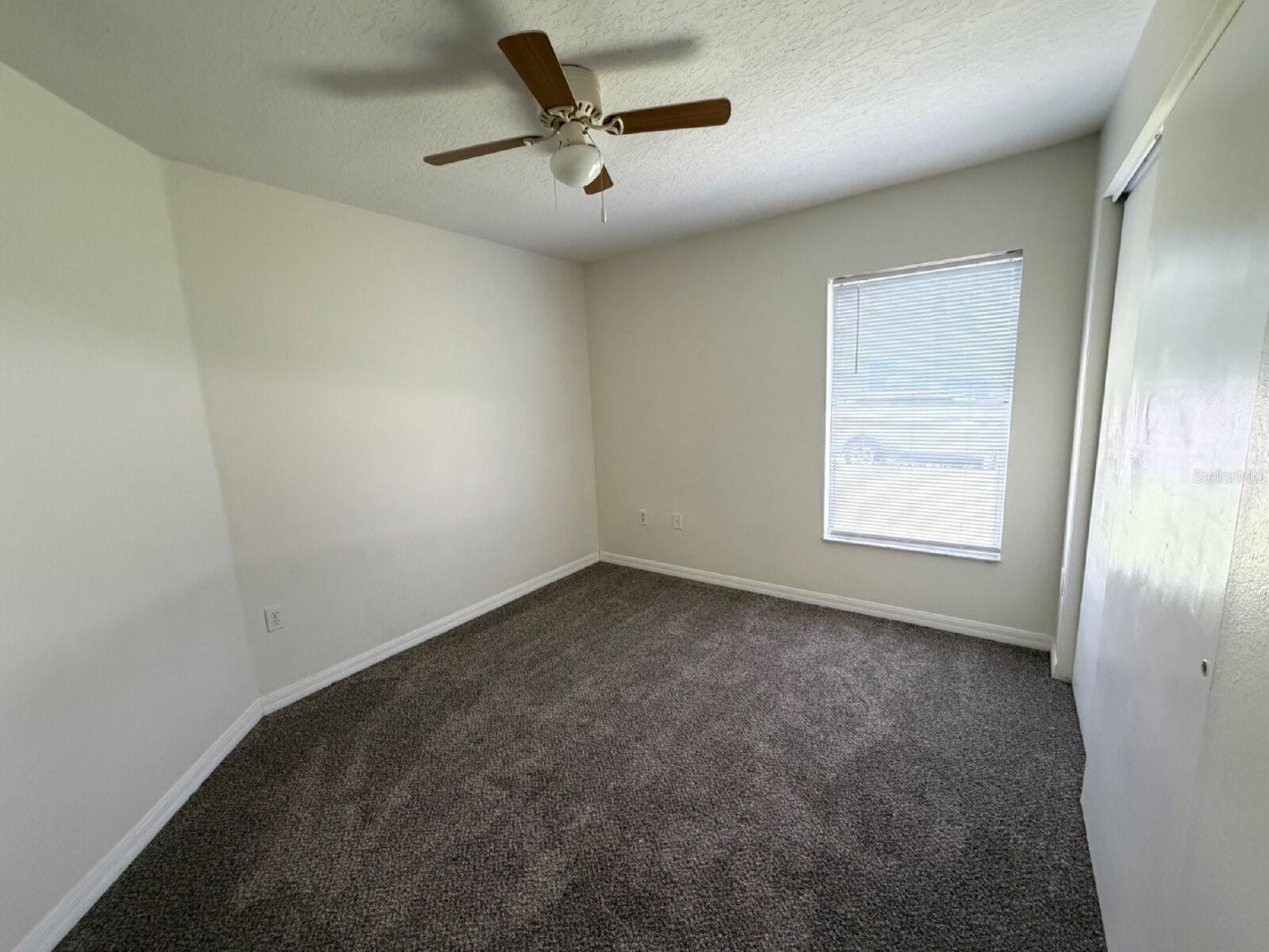 O6433099 Property Photo 15