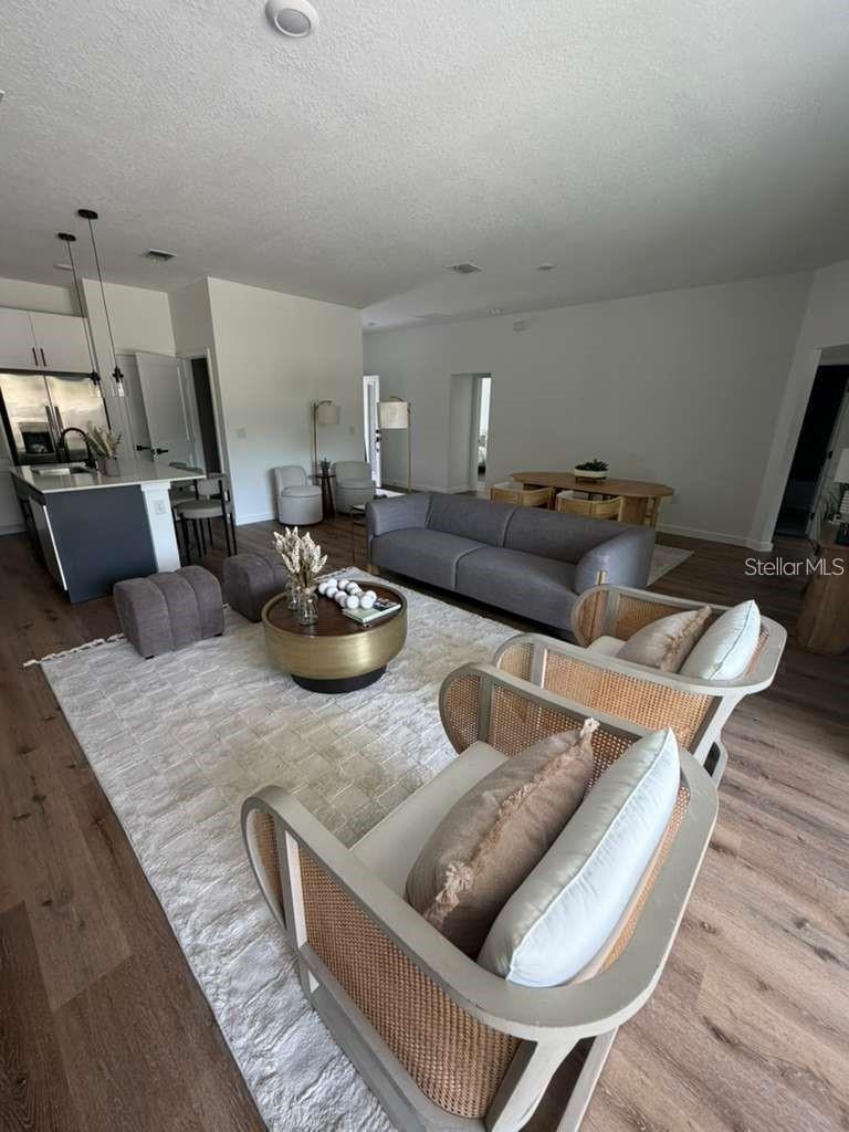 9905 N Odessa Way Property Photo 8