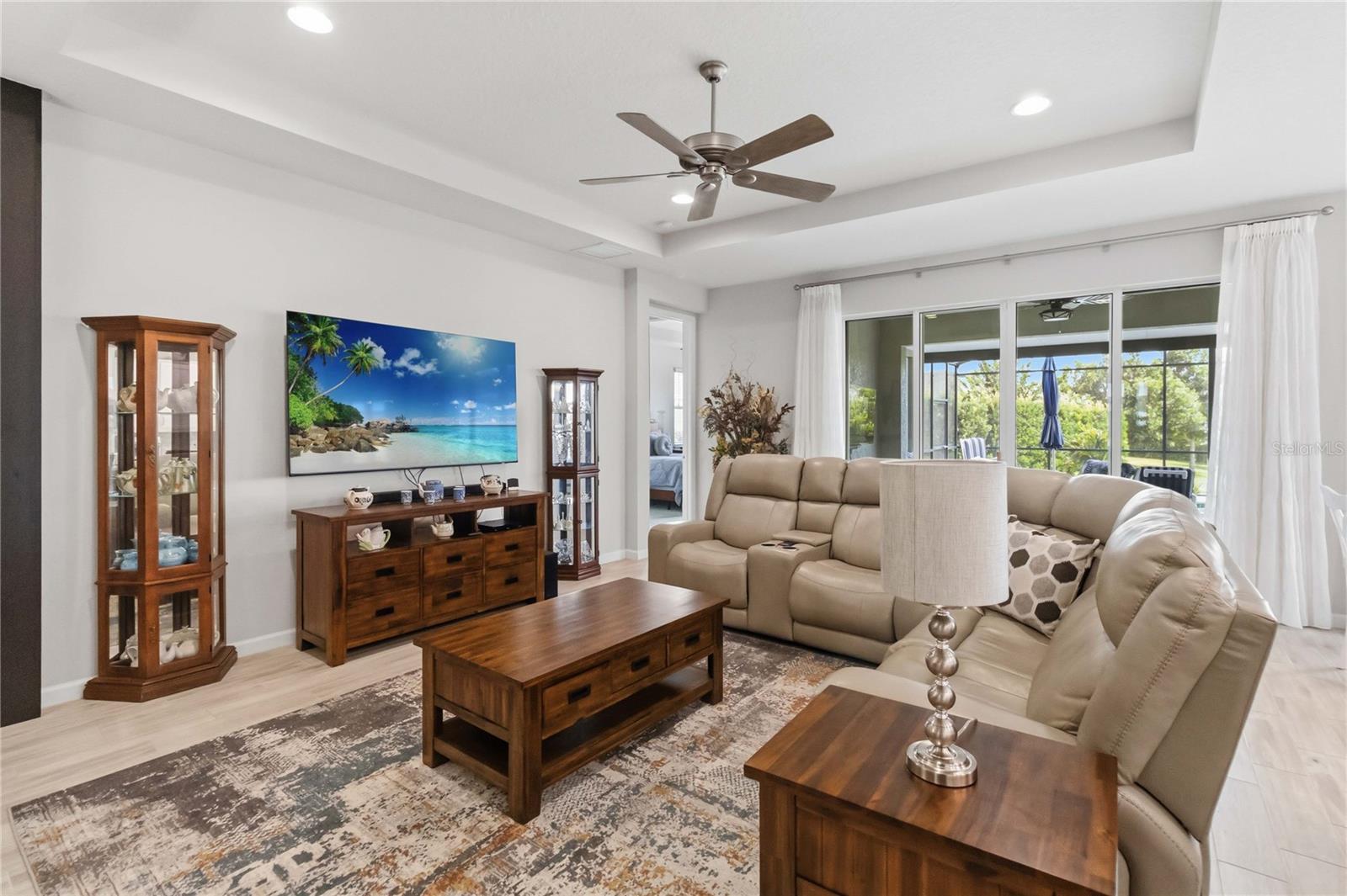 1212 Victoria Hills Dr N Property Photo 7
