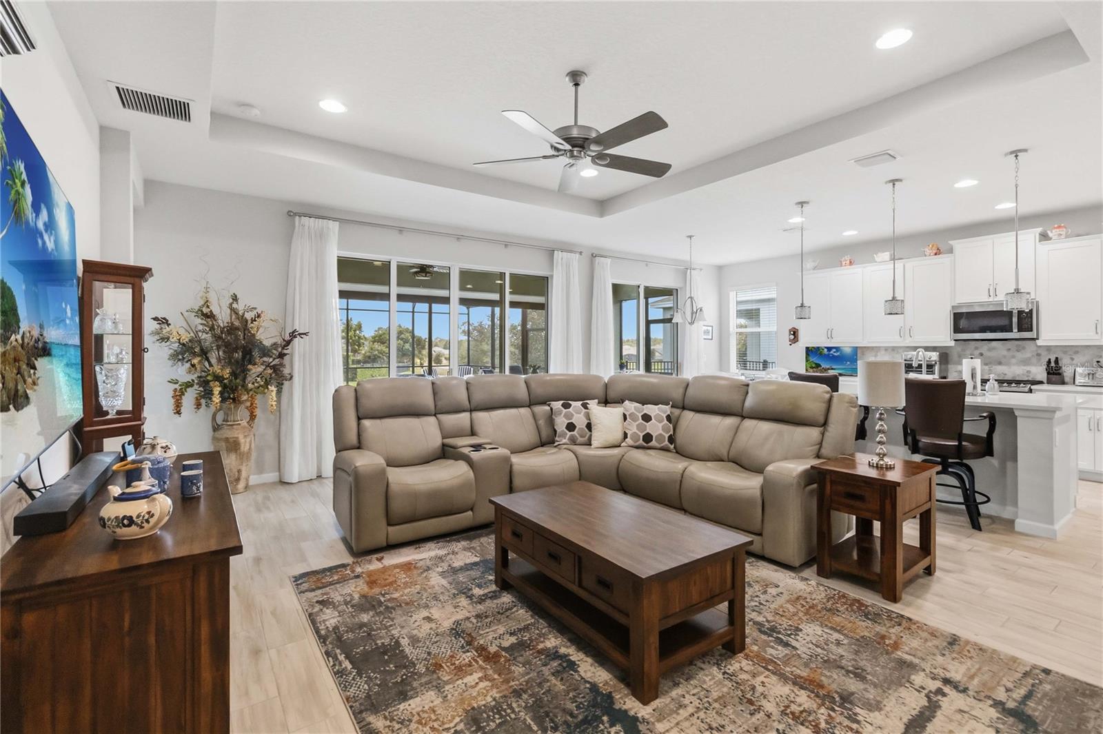 1212 Victoria Hills Dr N Property Photo 8