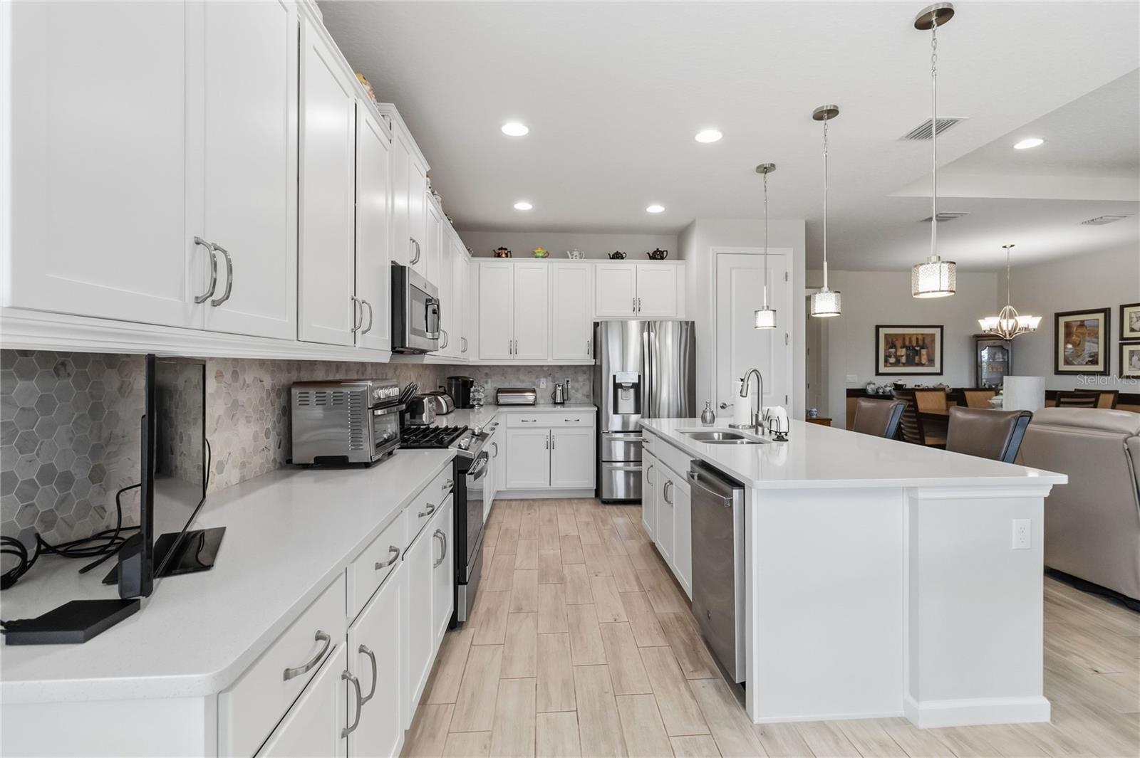 1212 Victoria Hills Dr N Property Photo 11