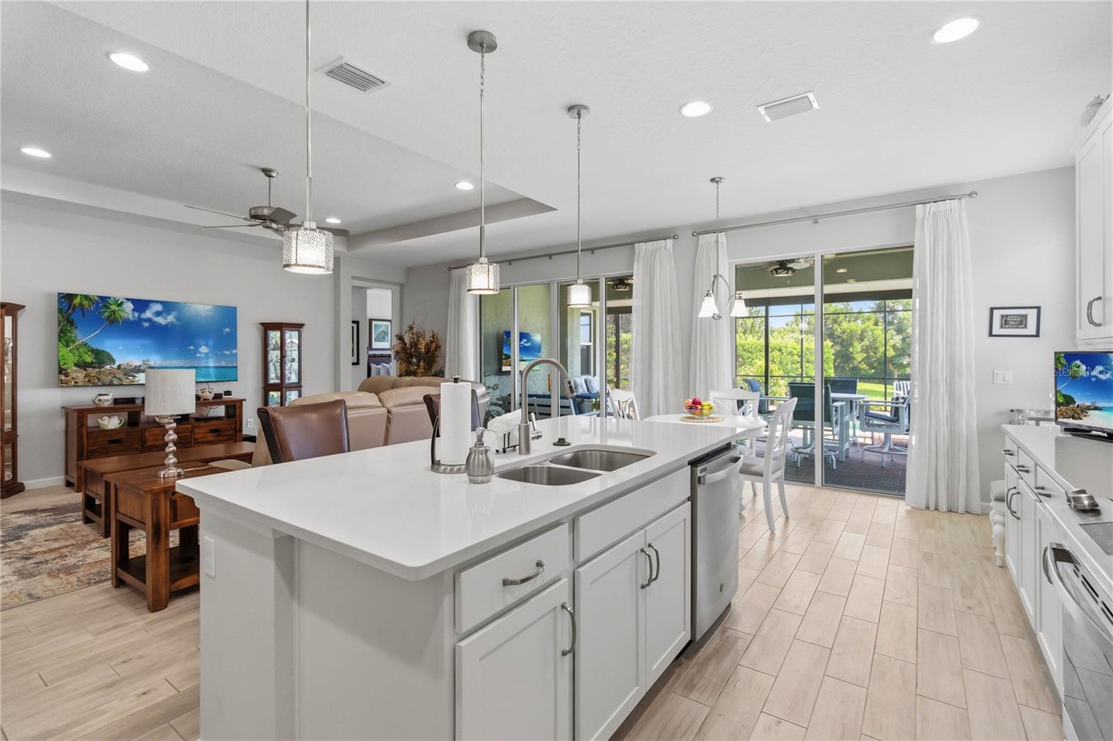 1212 Victoria Hills Dr N Property Photo 13