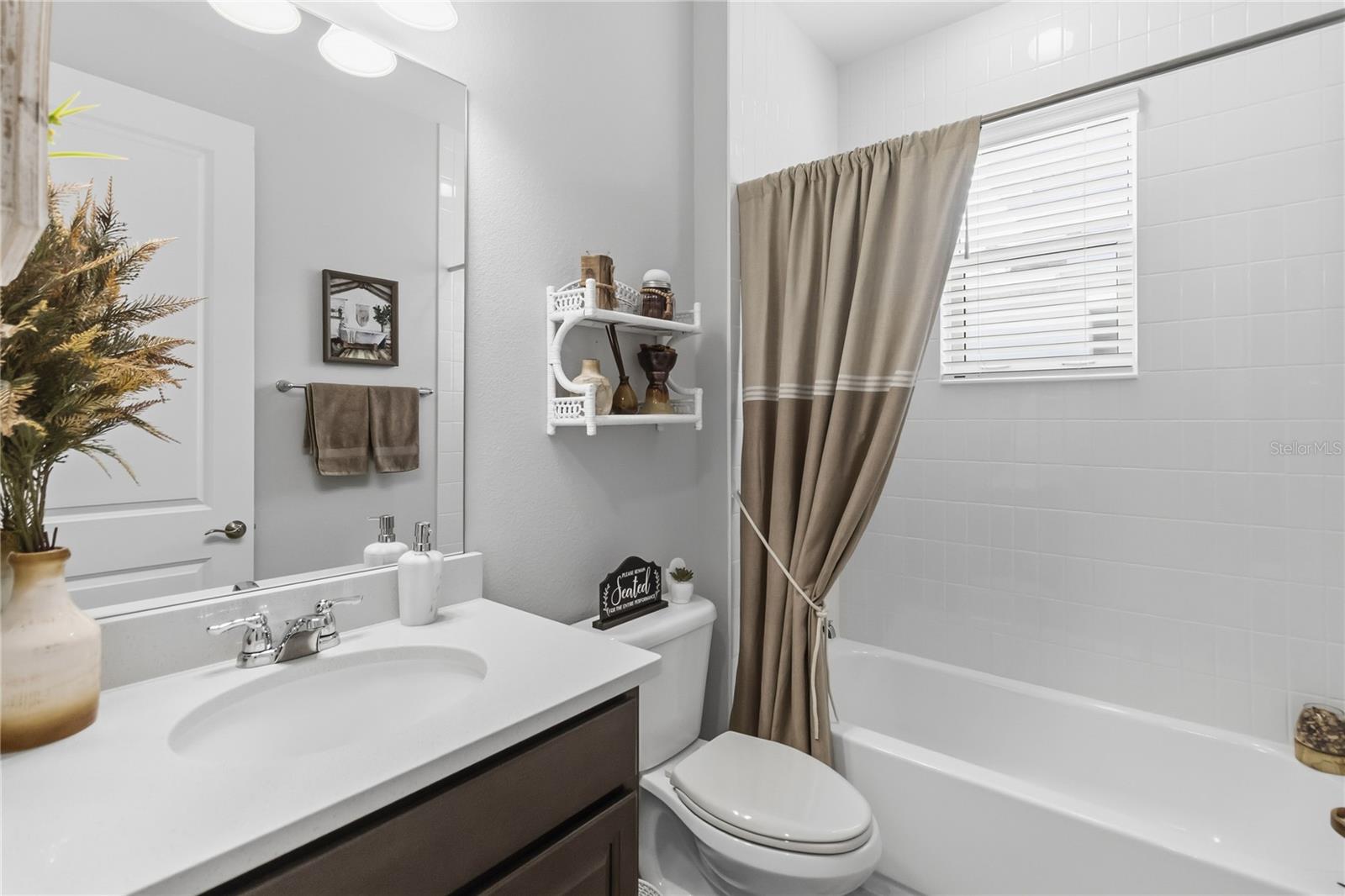 1212 Victoria Hills Dr N Property Photo 21