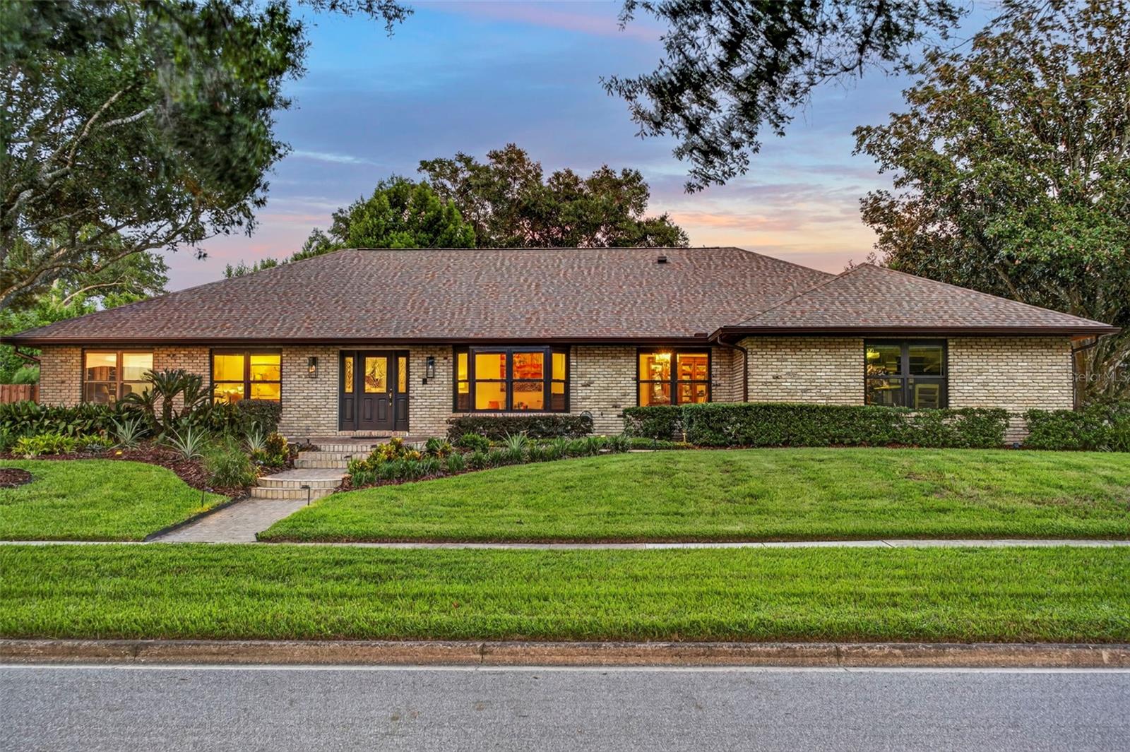 1281 WELLINGTON TER