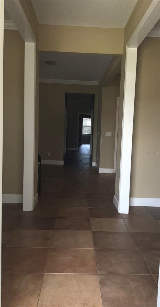 3613 S Summerlin Ave Property Photo 3