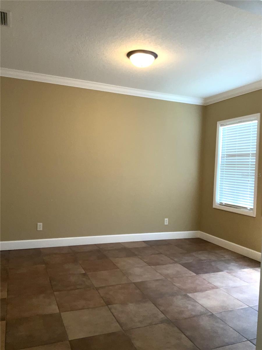 3613 S Summerlin Ave Property Photo 4