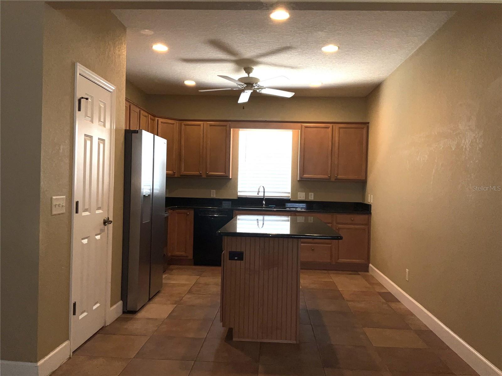 3613 S Summerlin Ave Property Photo 6