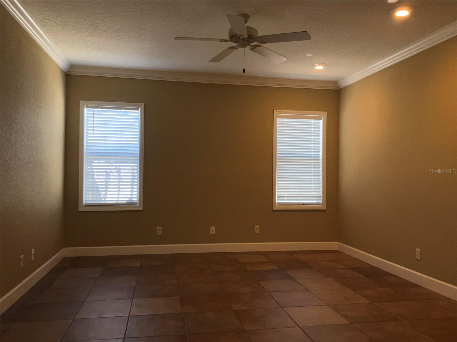3613 S Summerlin Ave Property Photo 7