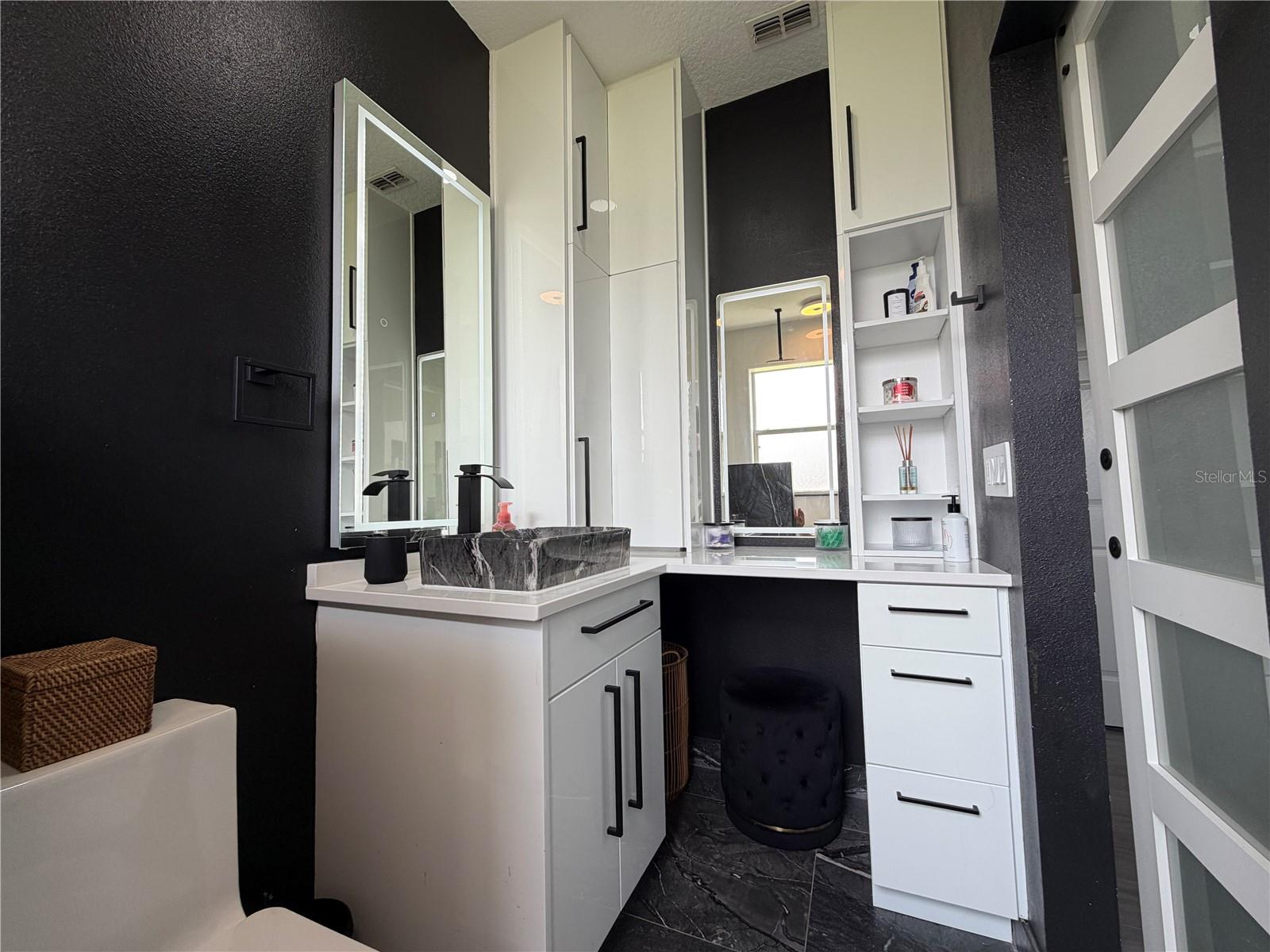 4419 Saddleworth Cir Property Photo 26